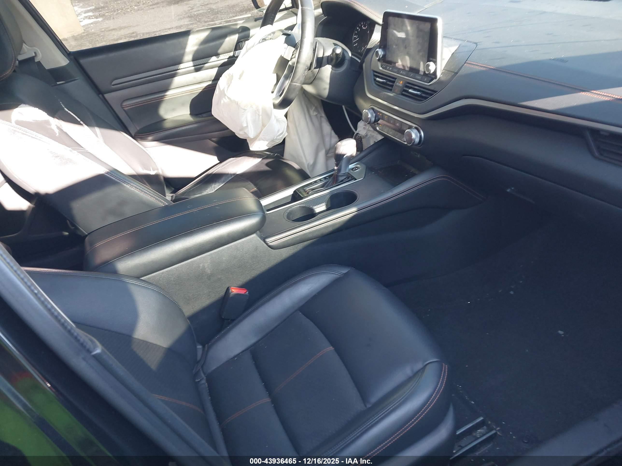 NISSAN ALTIMA image 5