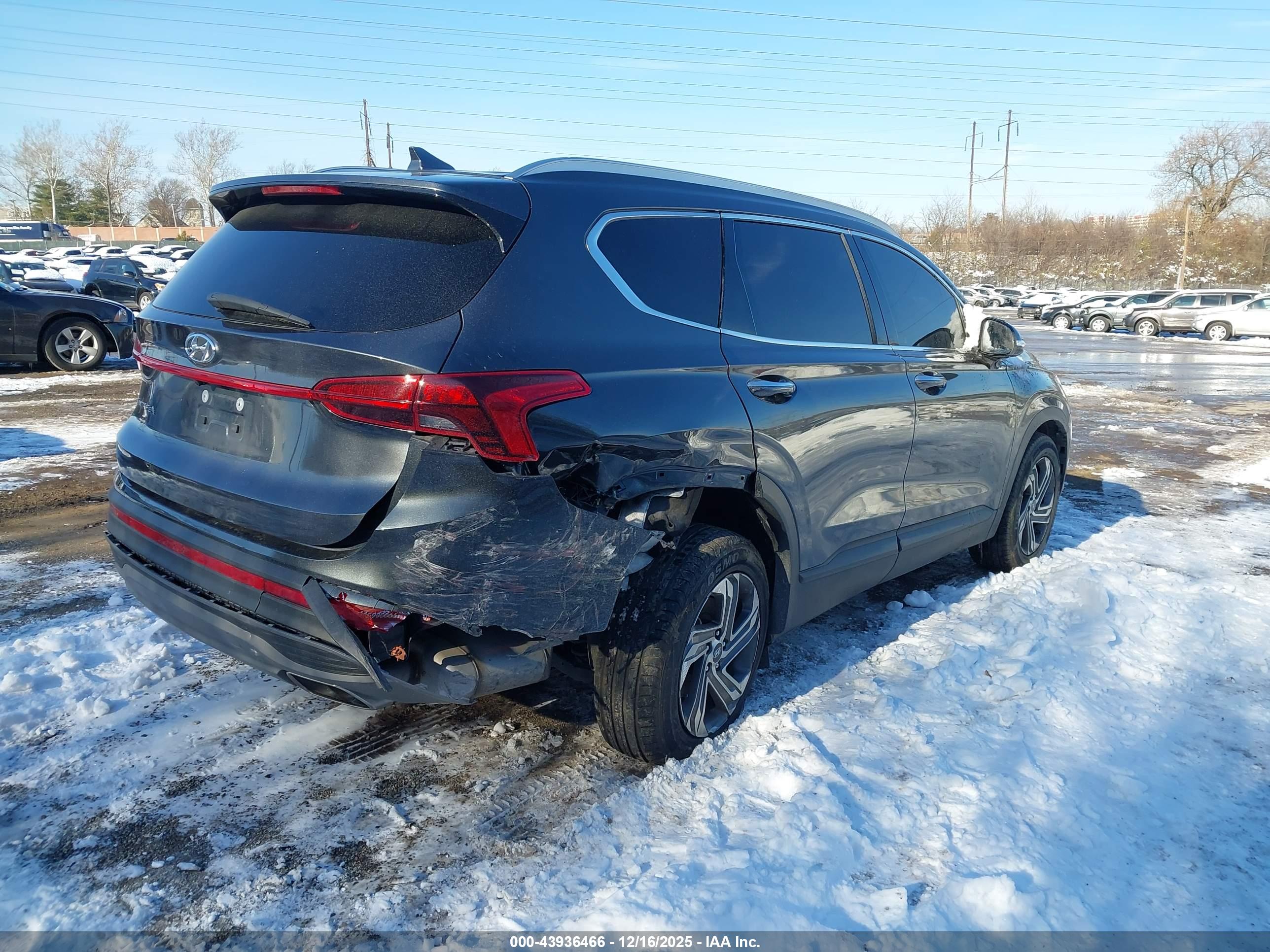 HYUNDAI SANTA image 6