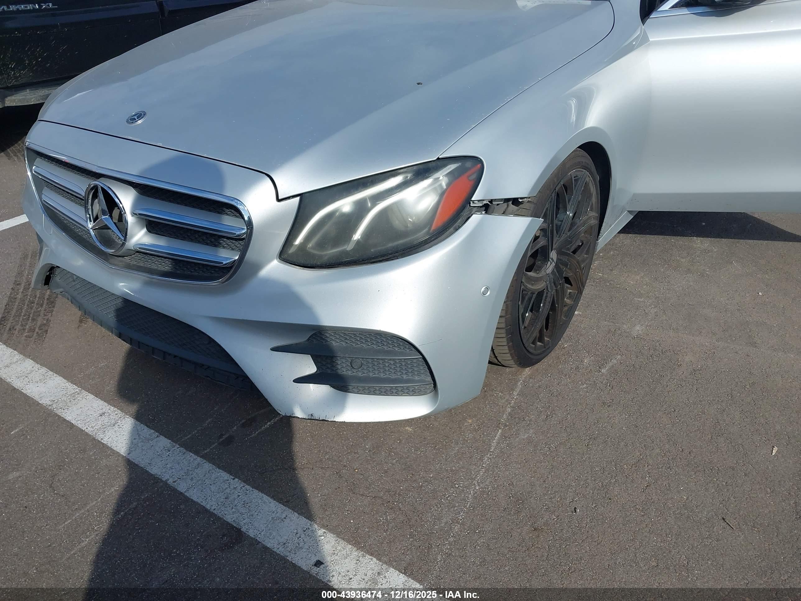 MERCEDES-BENZ E image 6