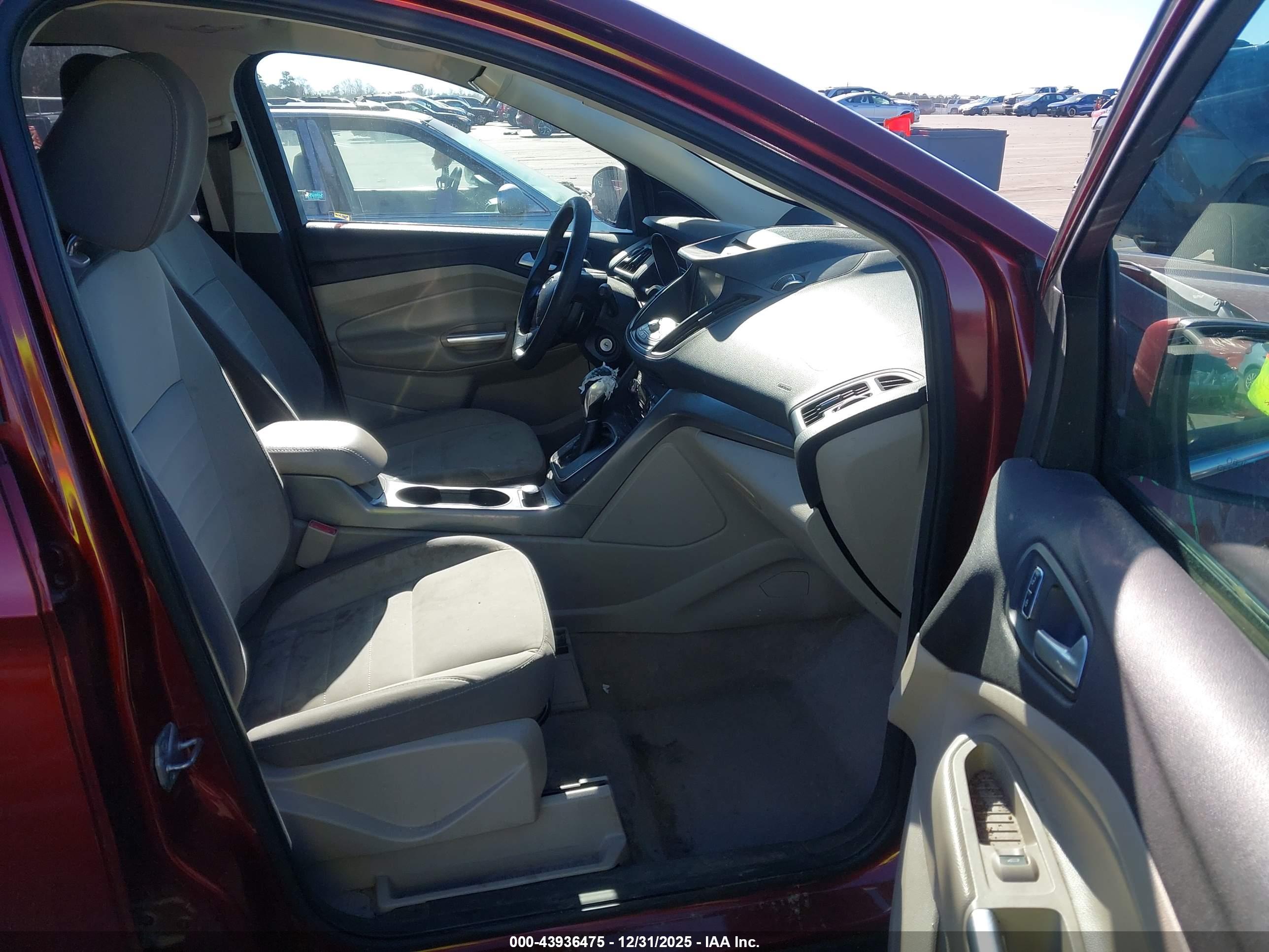 FORD ESCAPE image 5