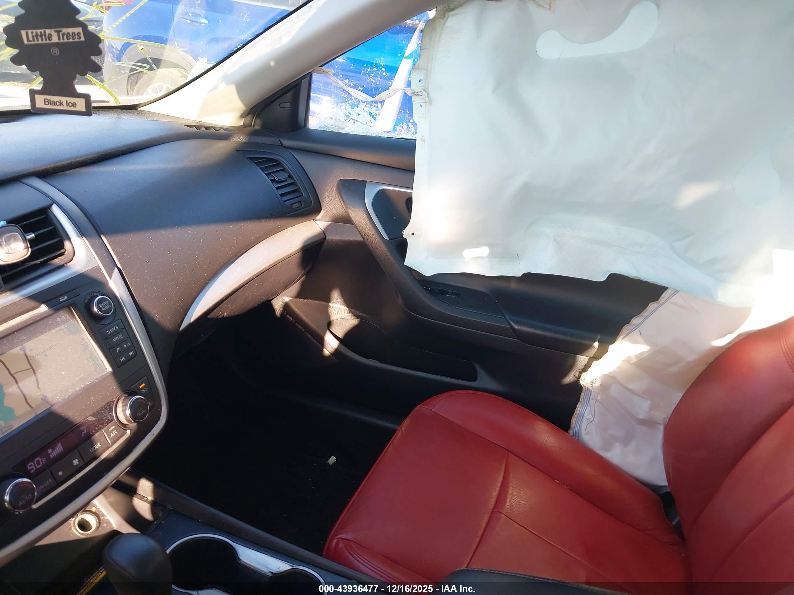 NISSAN ALTIMA image 5
