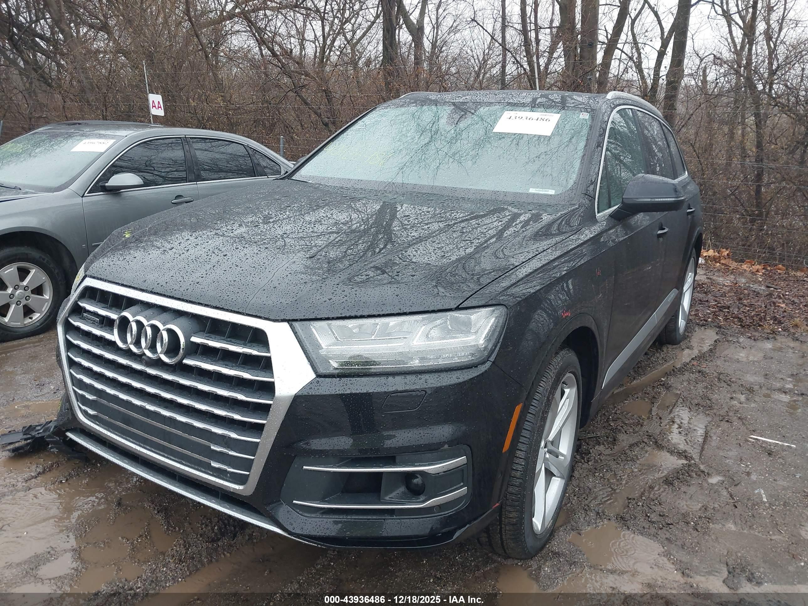 AUDI Q7 image 2