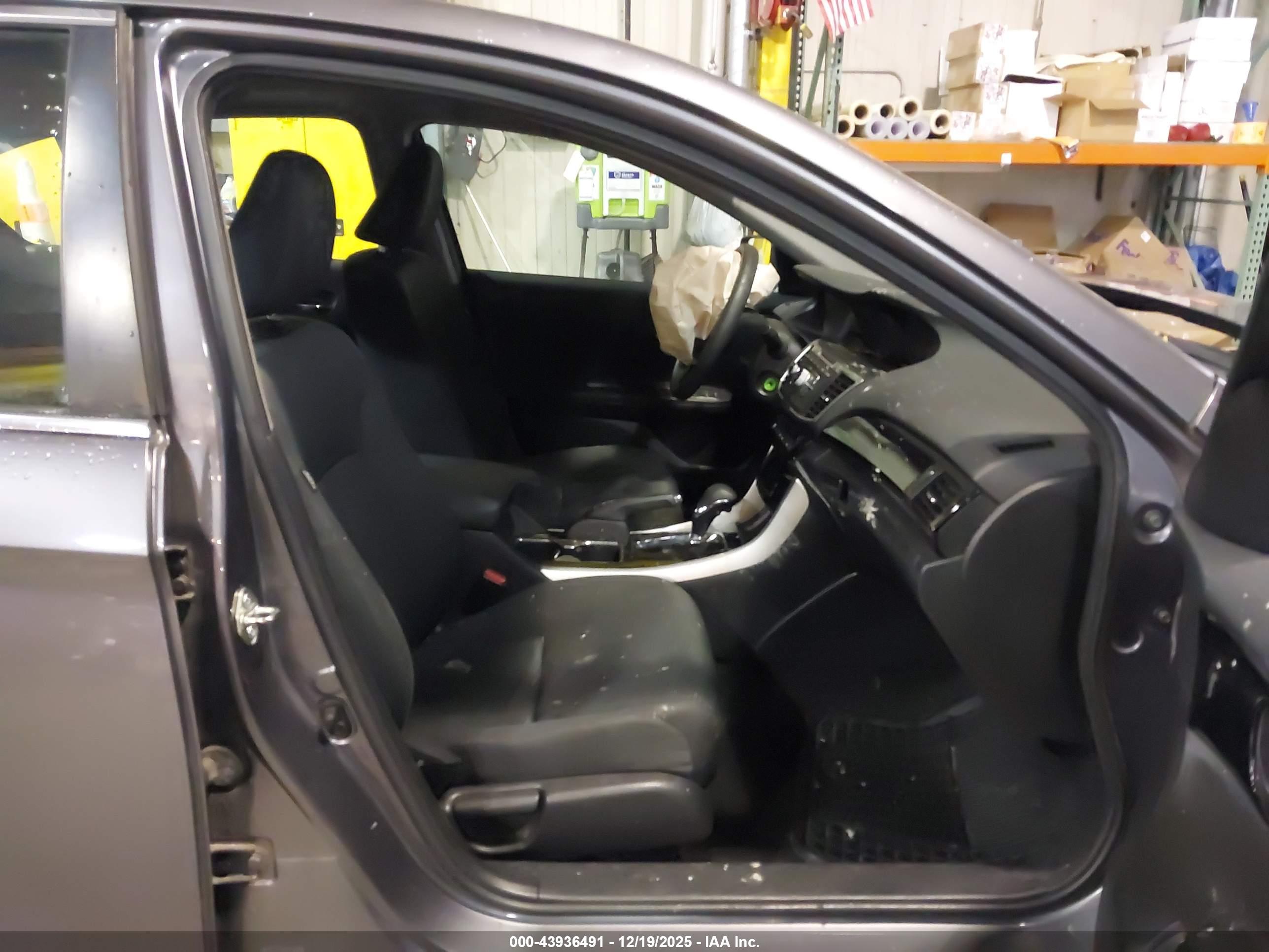 HONDA ACCORD image 5