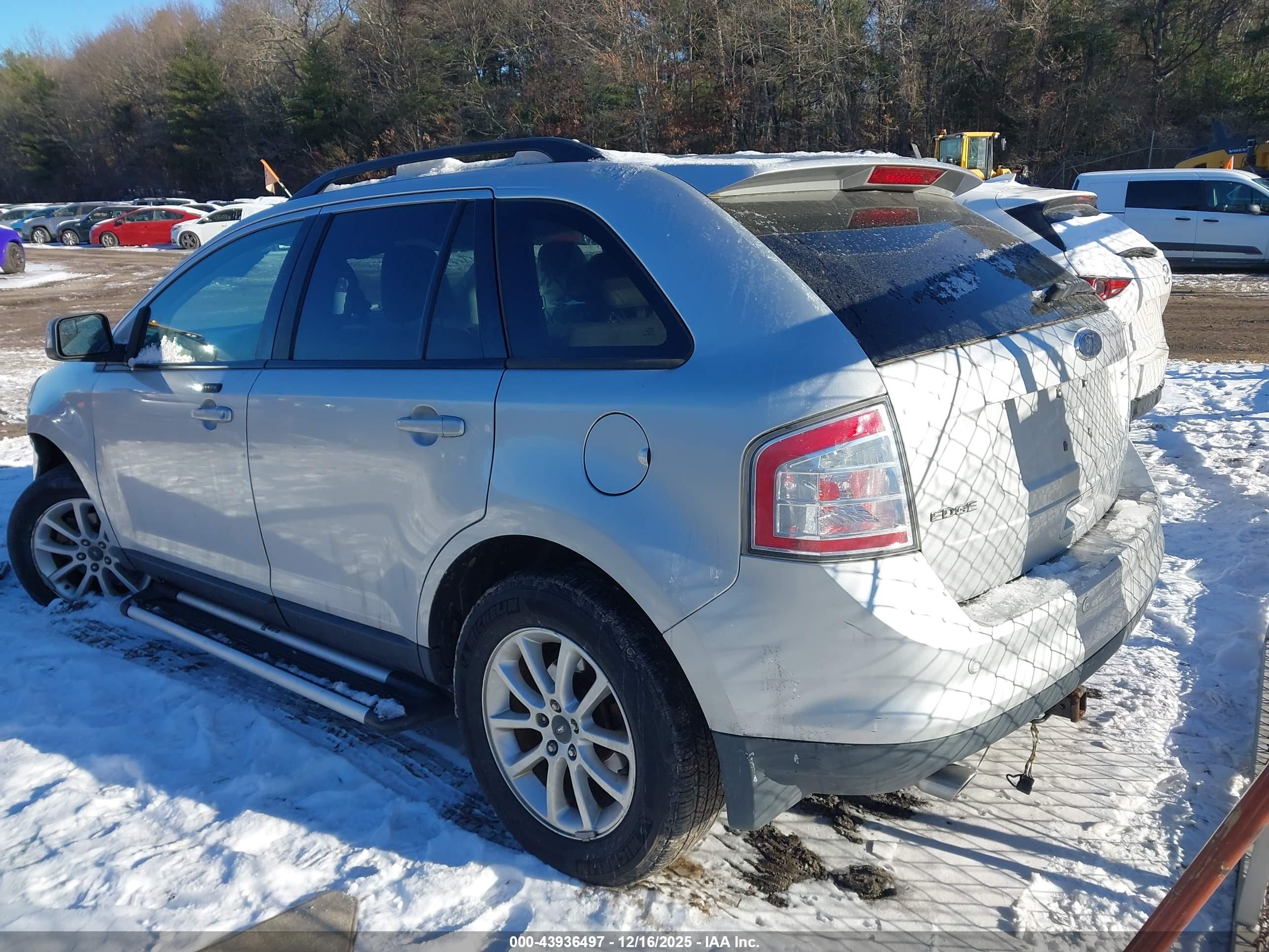 FORD EDGE image 3