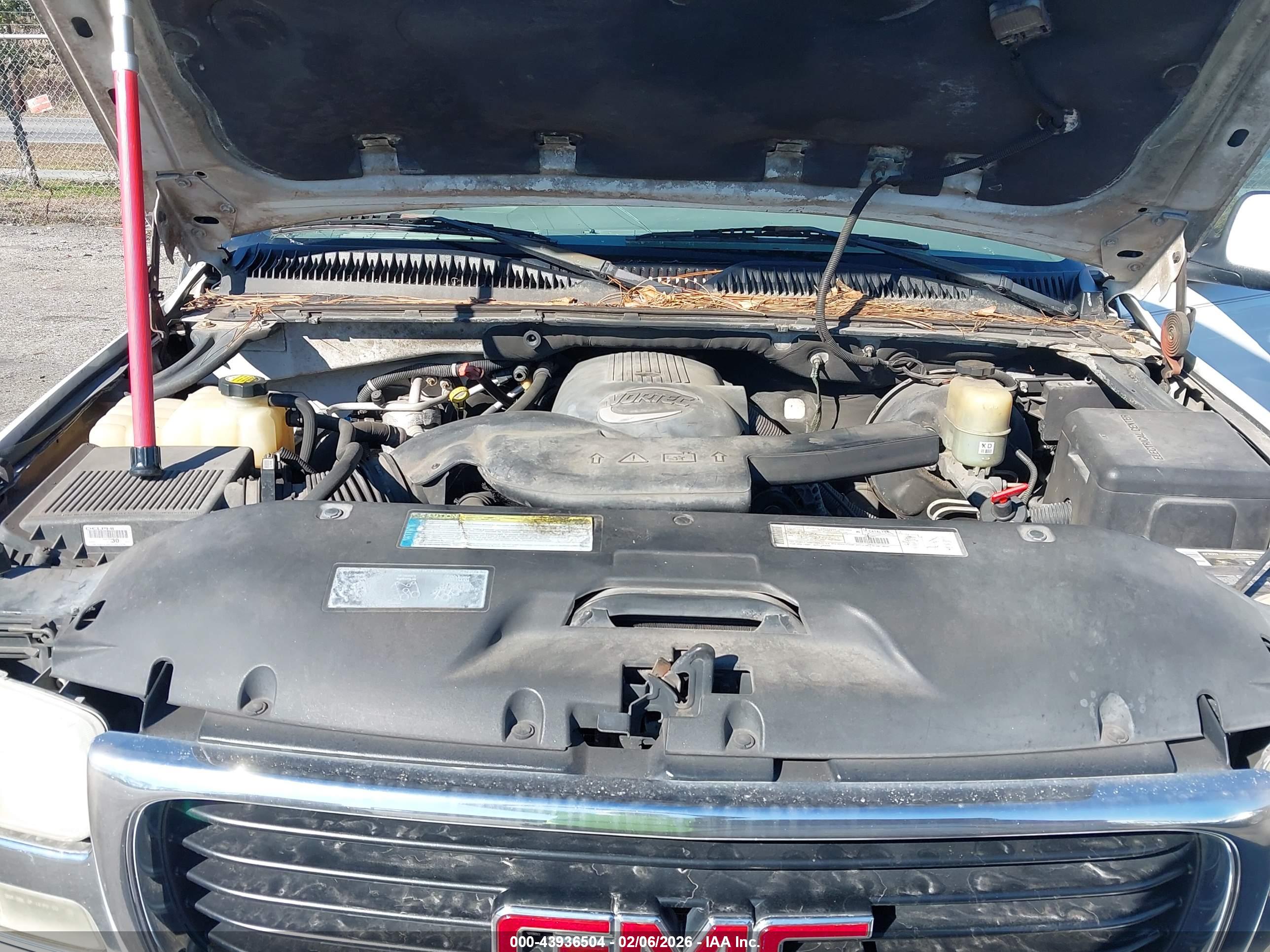 GMC YUKON image 10