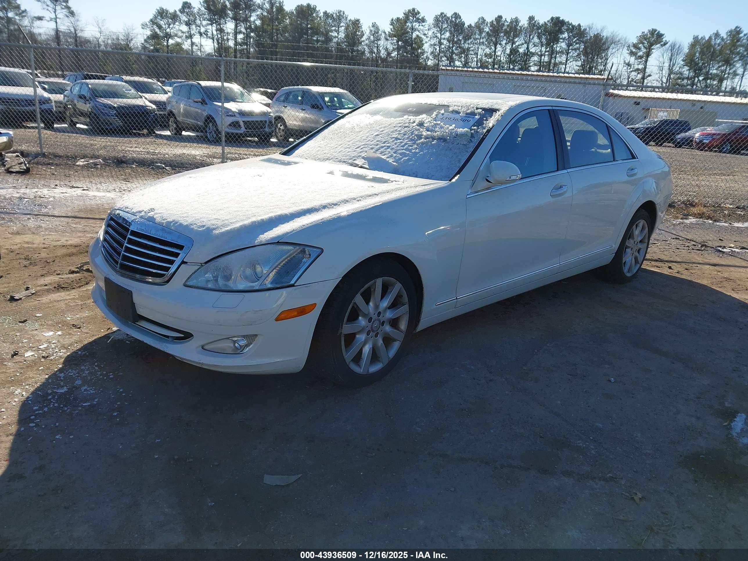 MERCEDES-BENZ S image 2