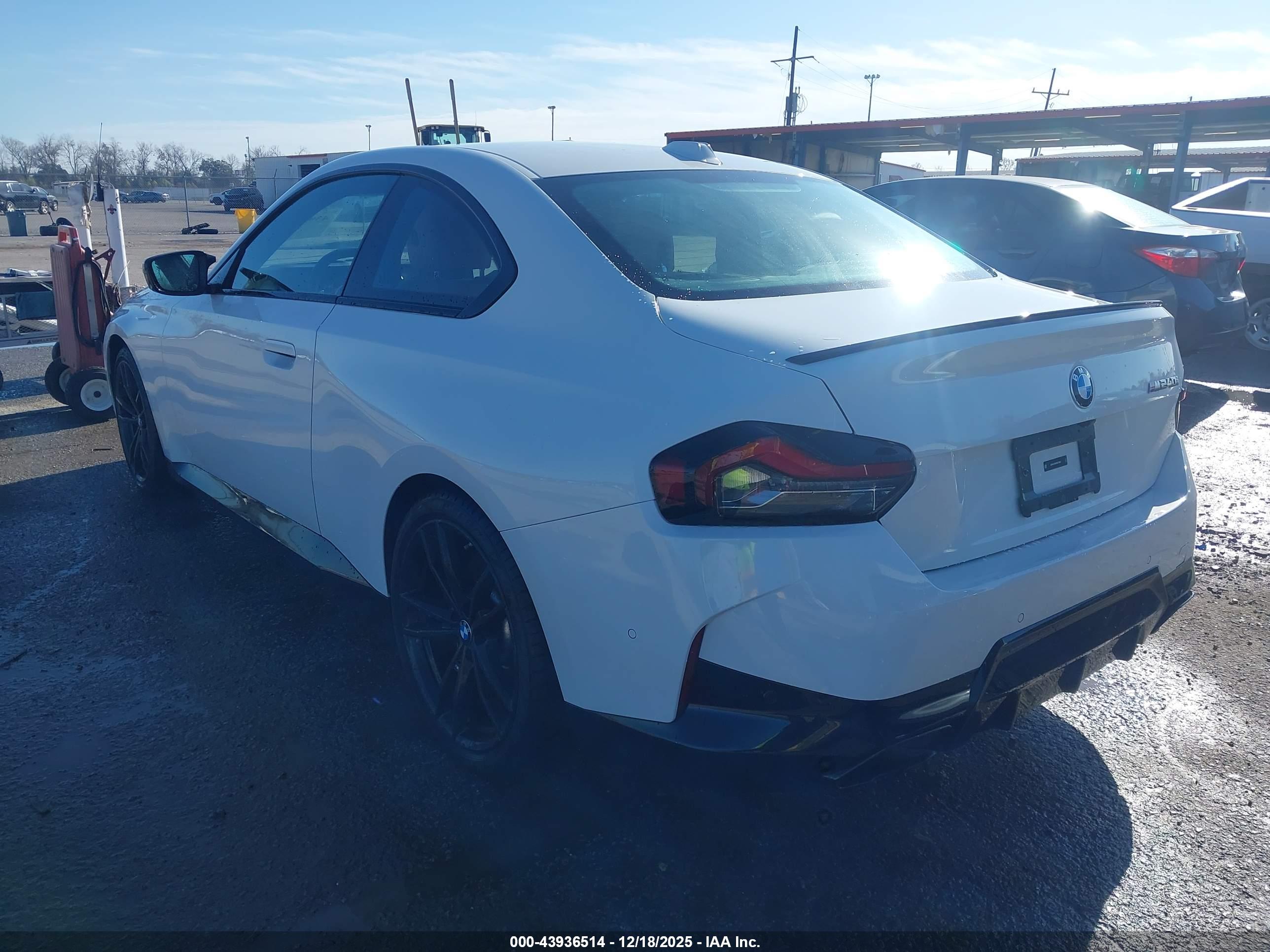 BMW M240 image 3
