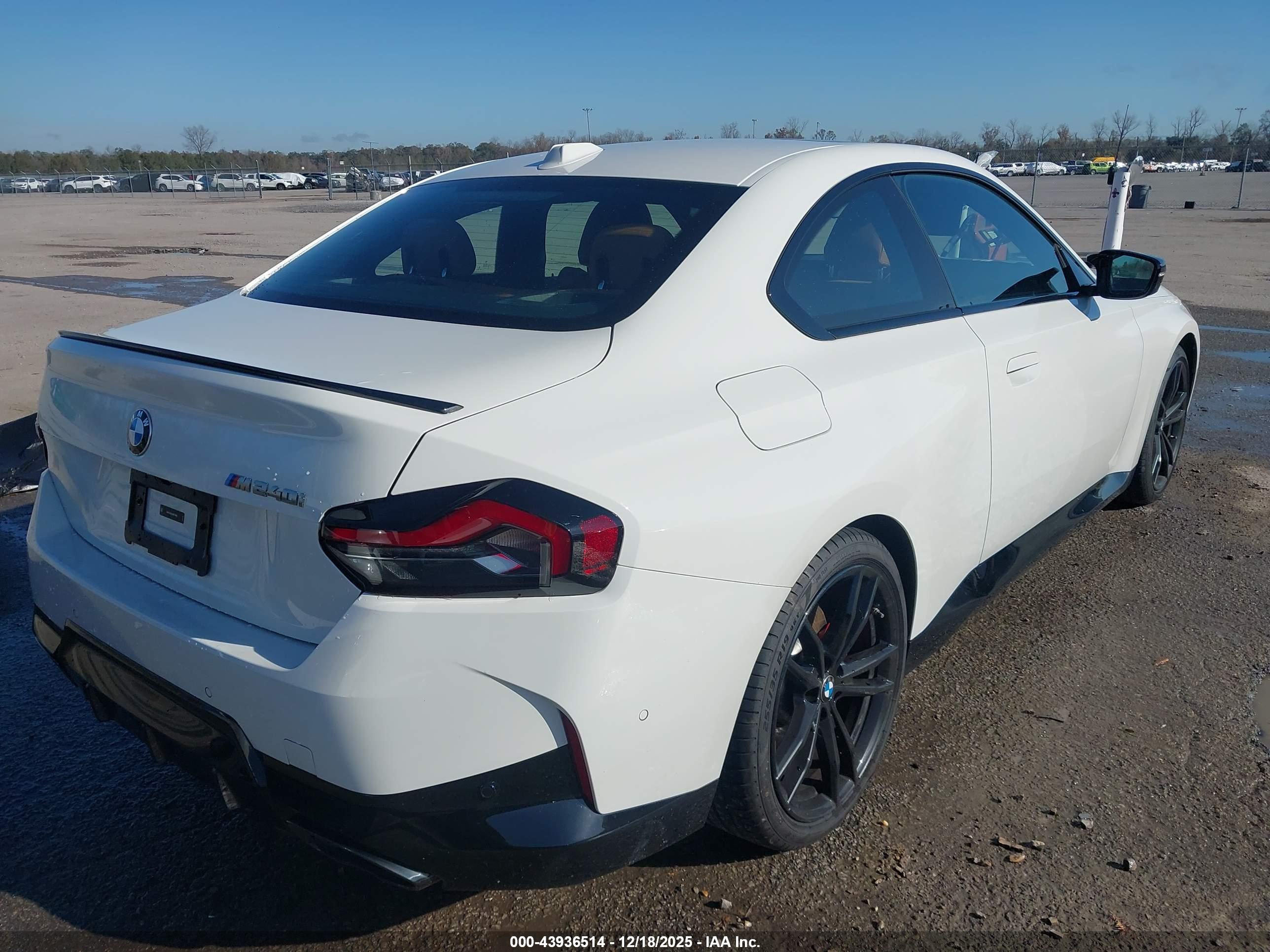 BMW M240 image 4