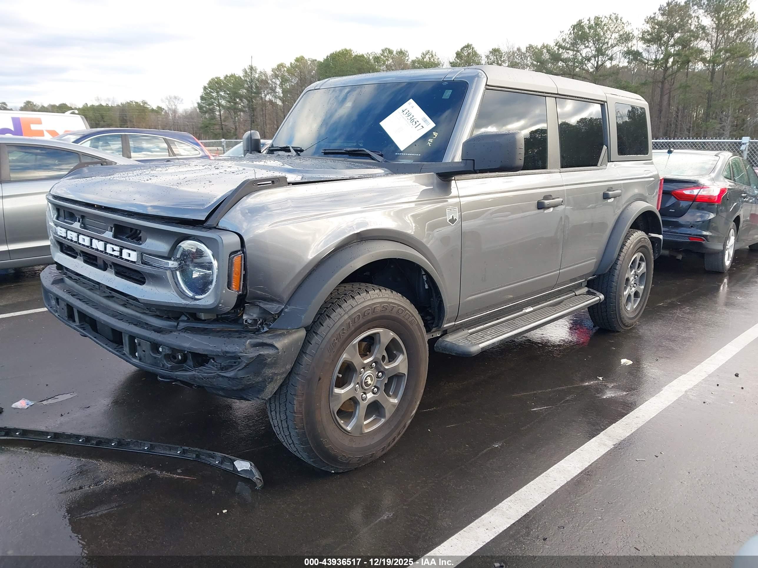 FORD BRONCO image 2