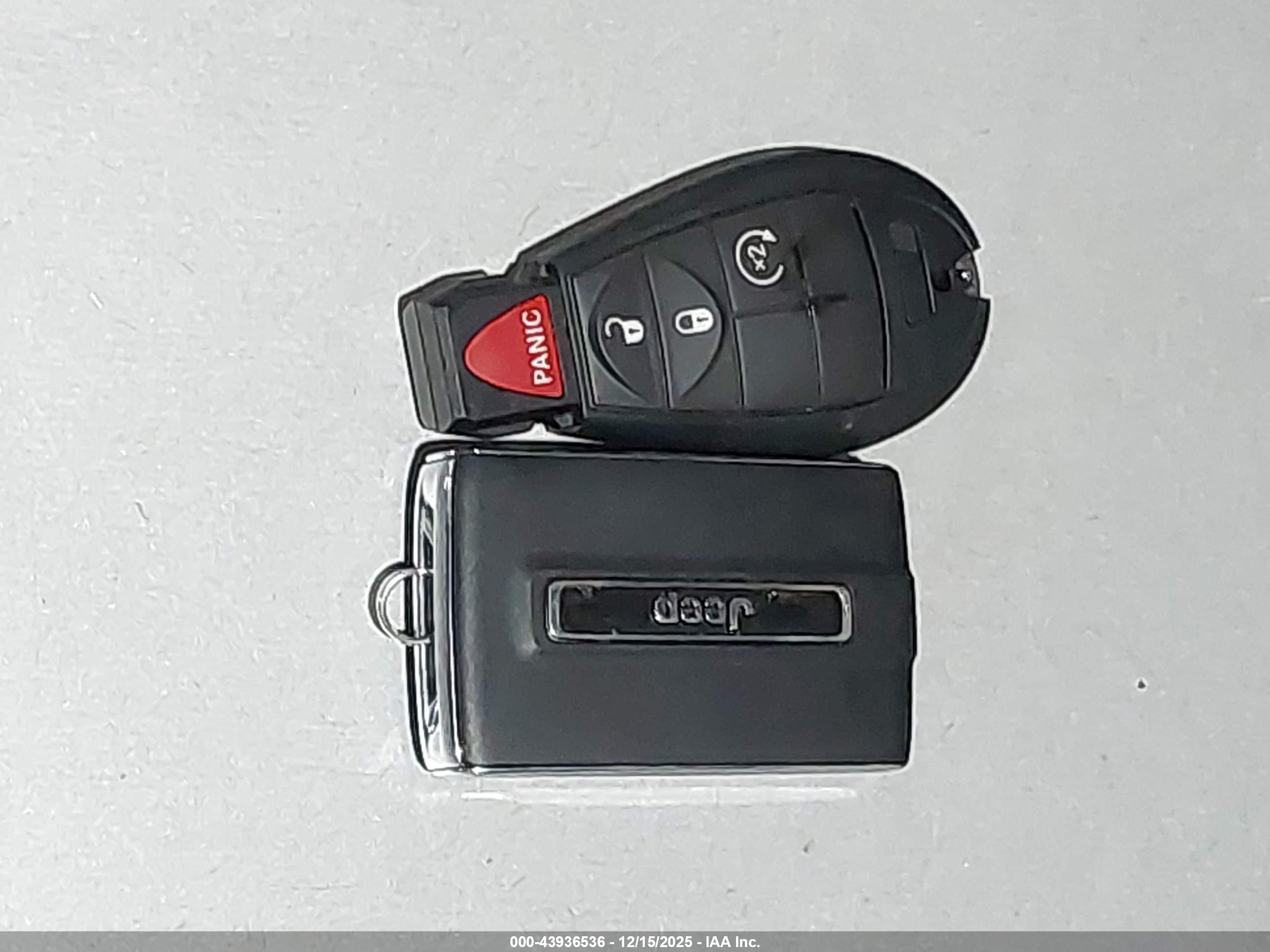 JEEP GRAND image 11