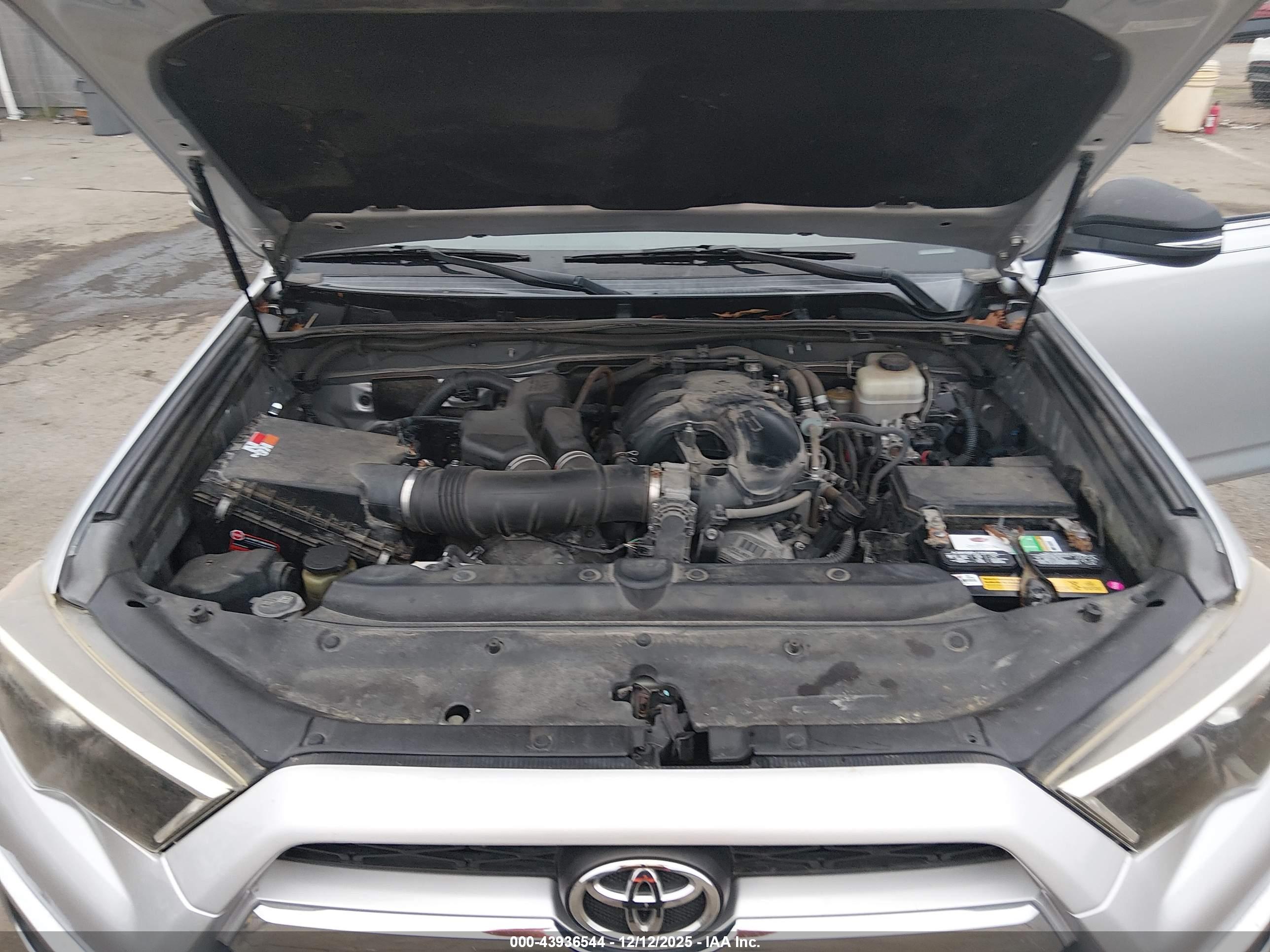 TOYOTA 4RUNNER image 10