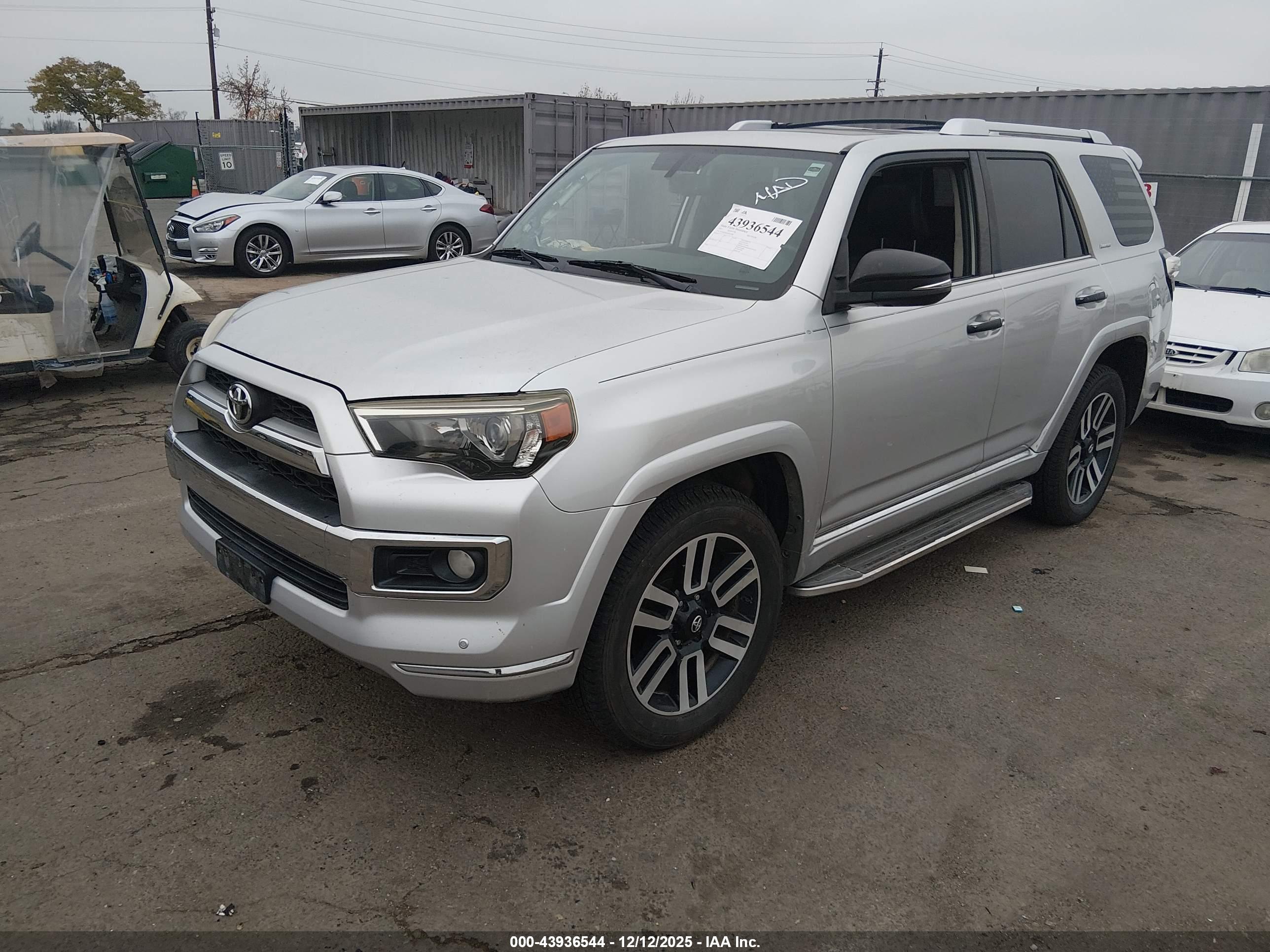 TOYOTA 4RUNNER image 2