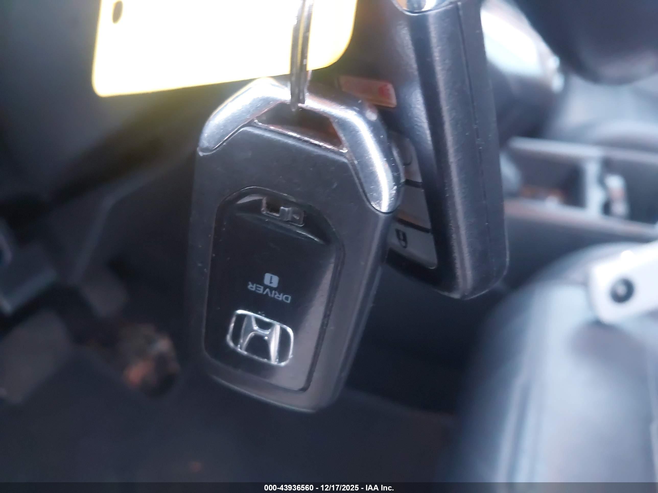 HONDA CR-V image 11