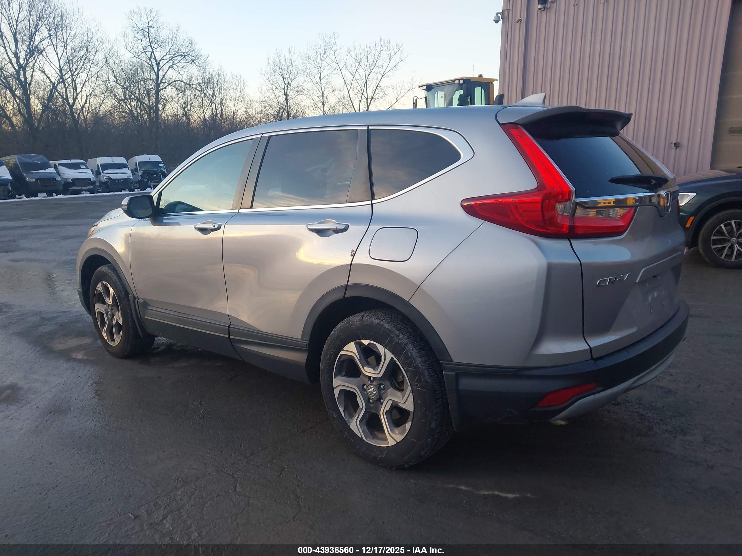 HONDA CR-V image 3