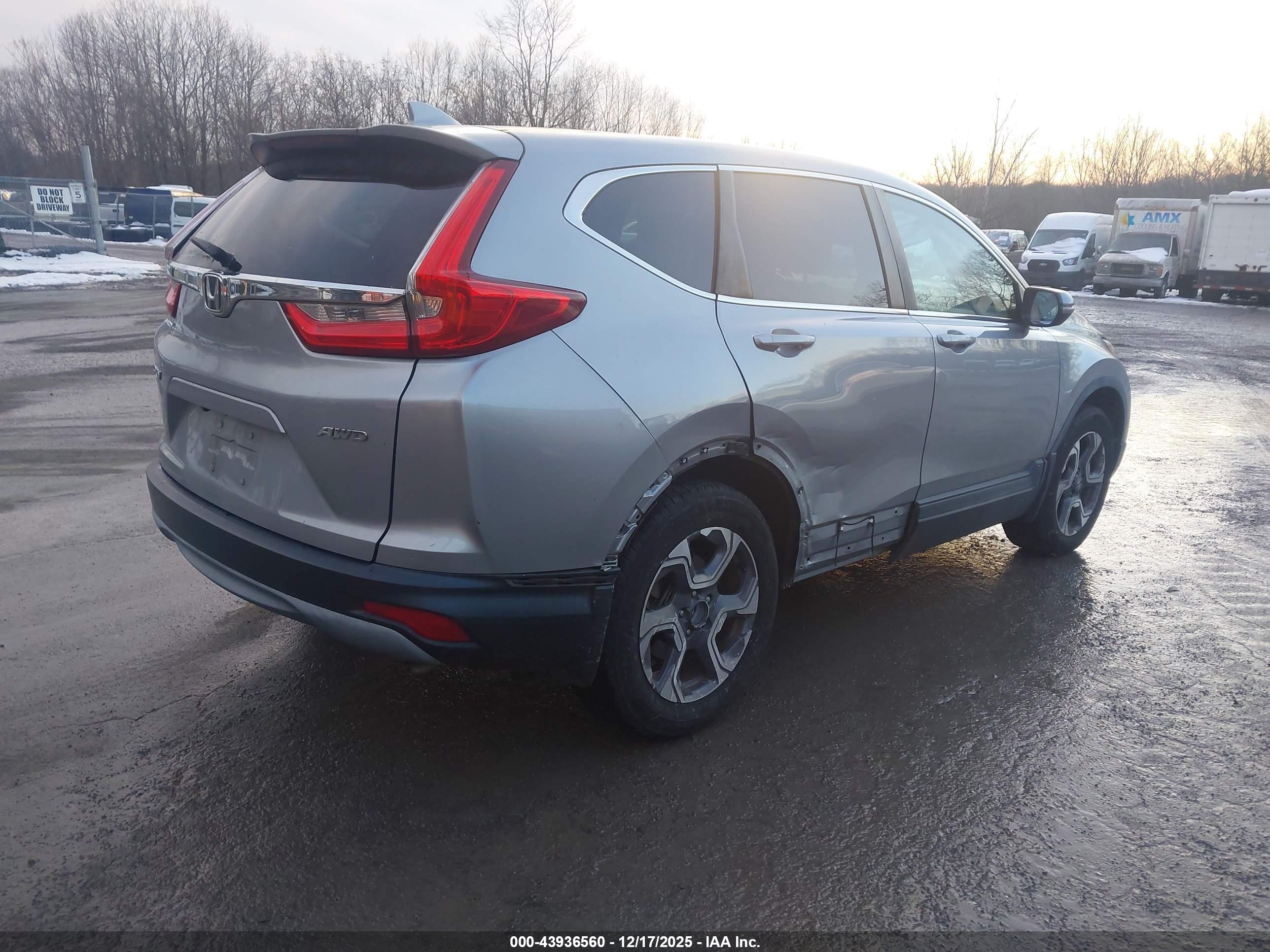 HONDA CR-V image 4