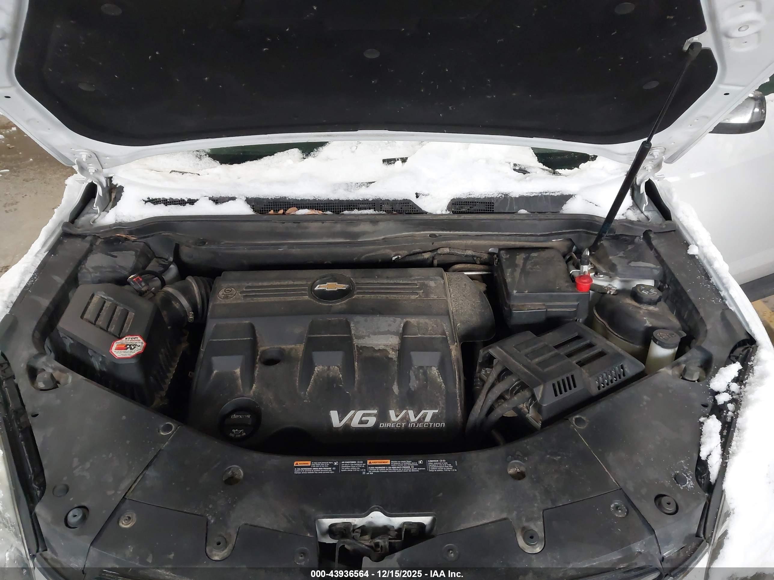 CHEVROLET EQUINOX image 10
