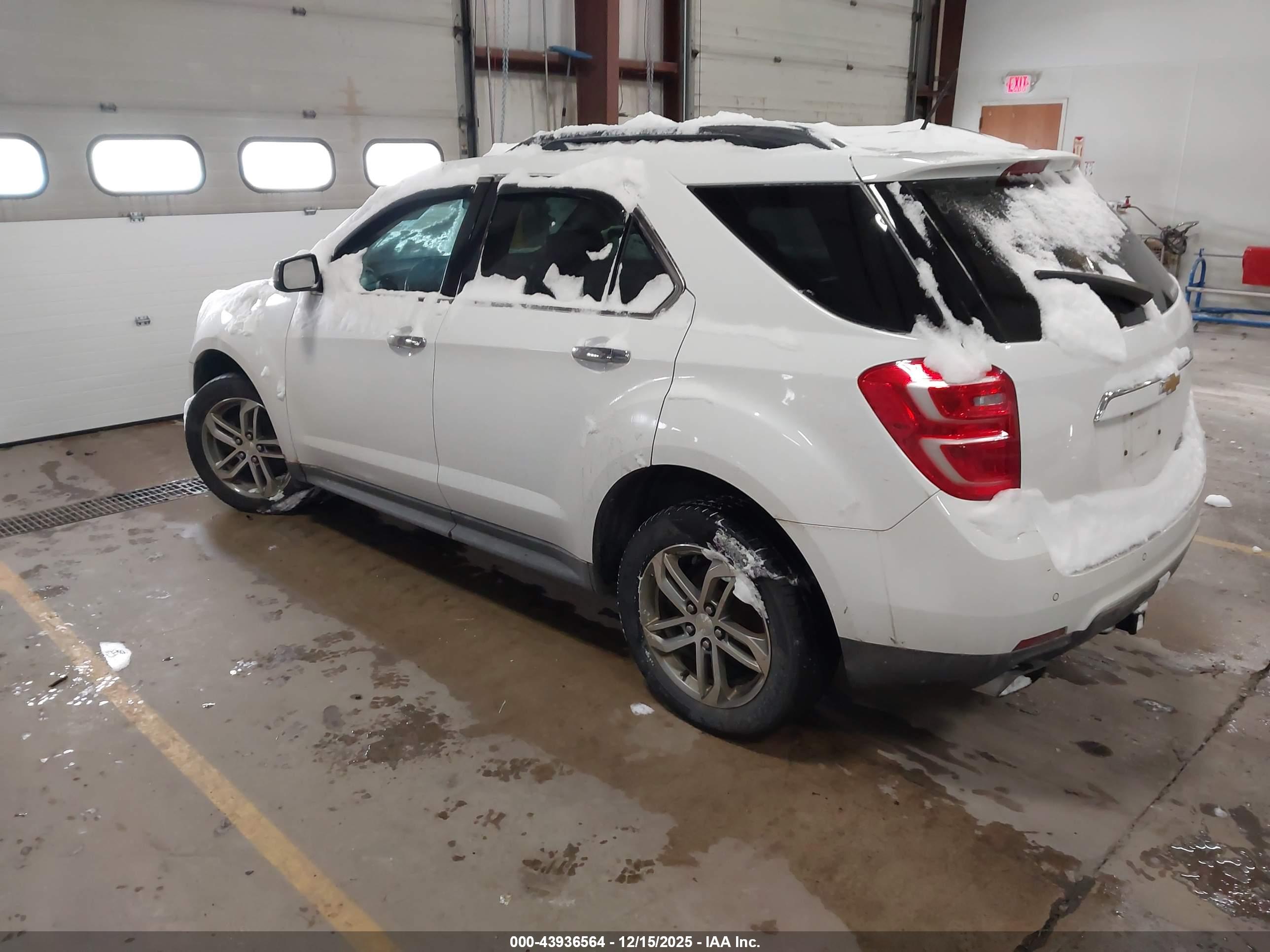 CHEVROLET EQUINOX image 3