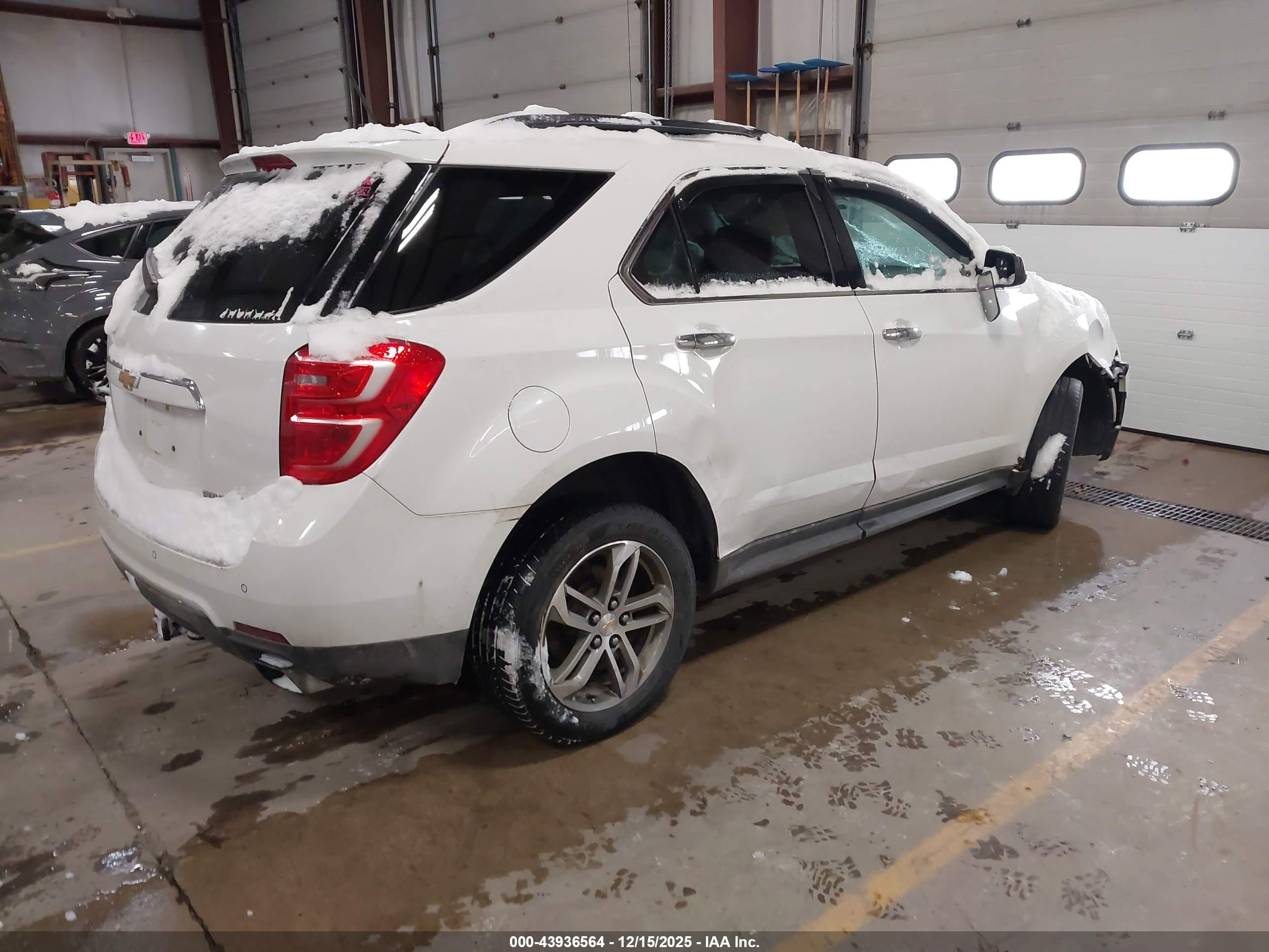 CHEVROLET EQUINOX image 4