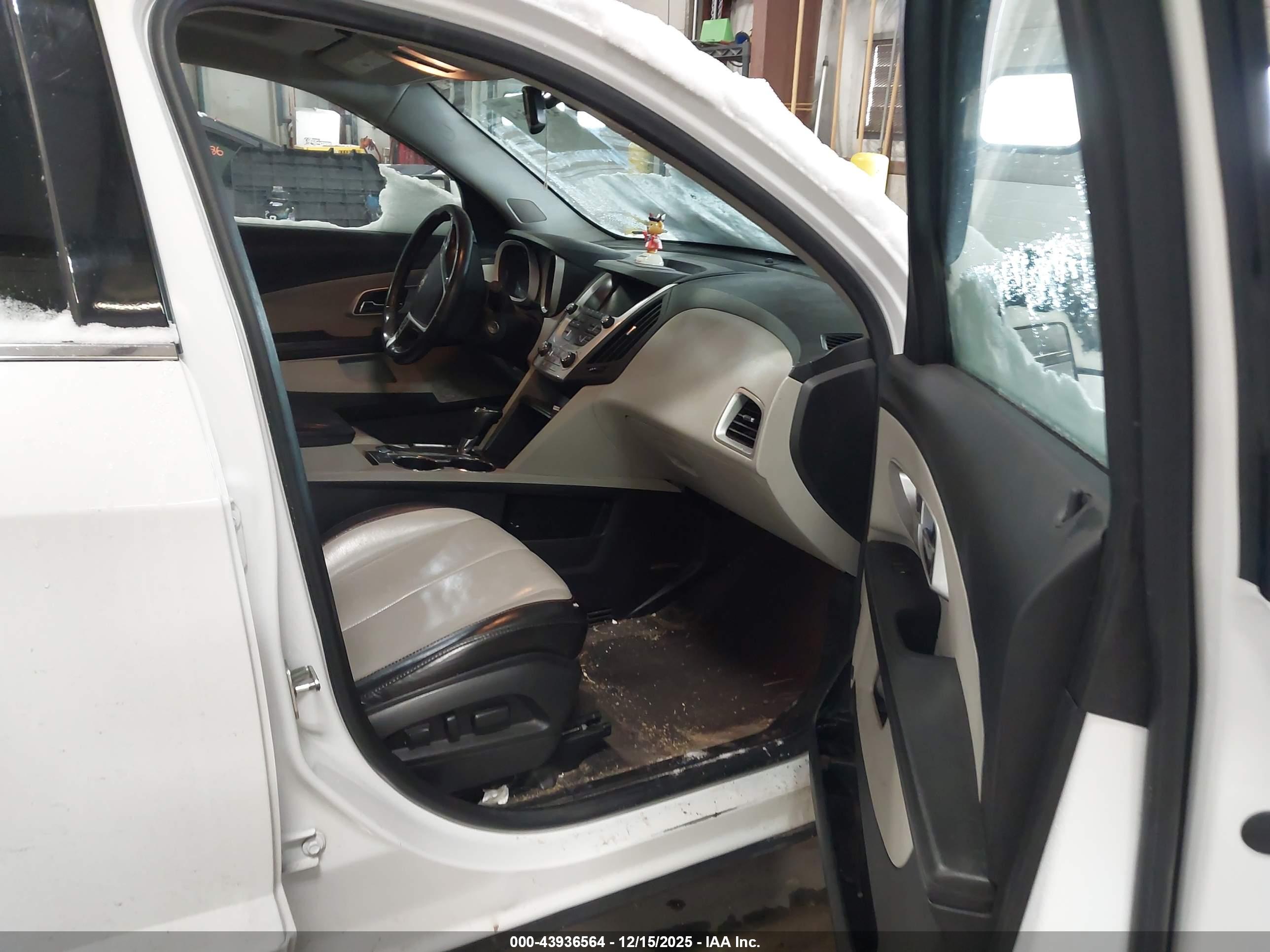 CHEVROLET EQUINOX image 5