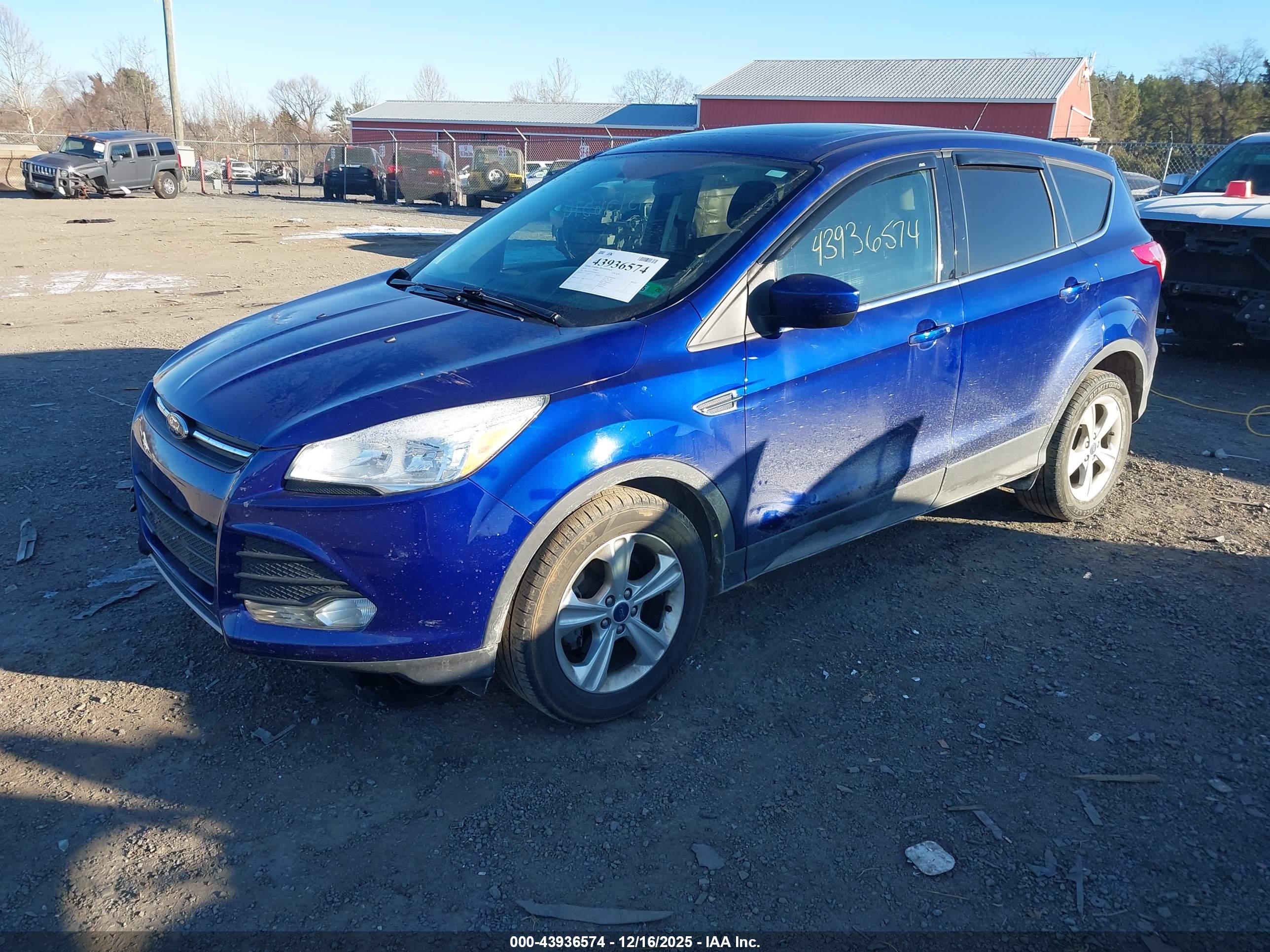 FORD ESCAPE image 2