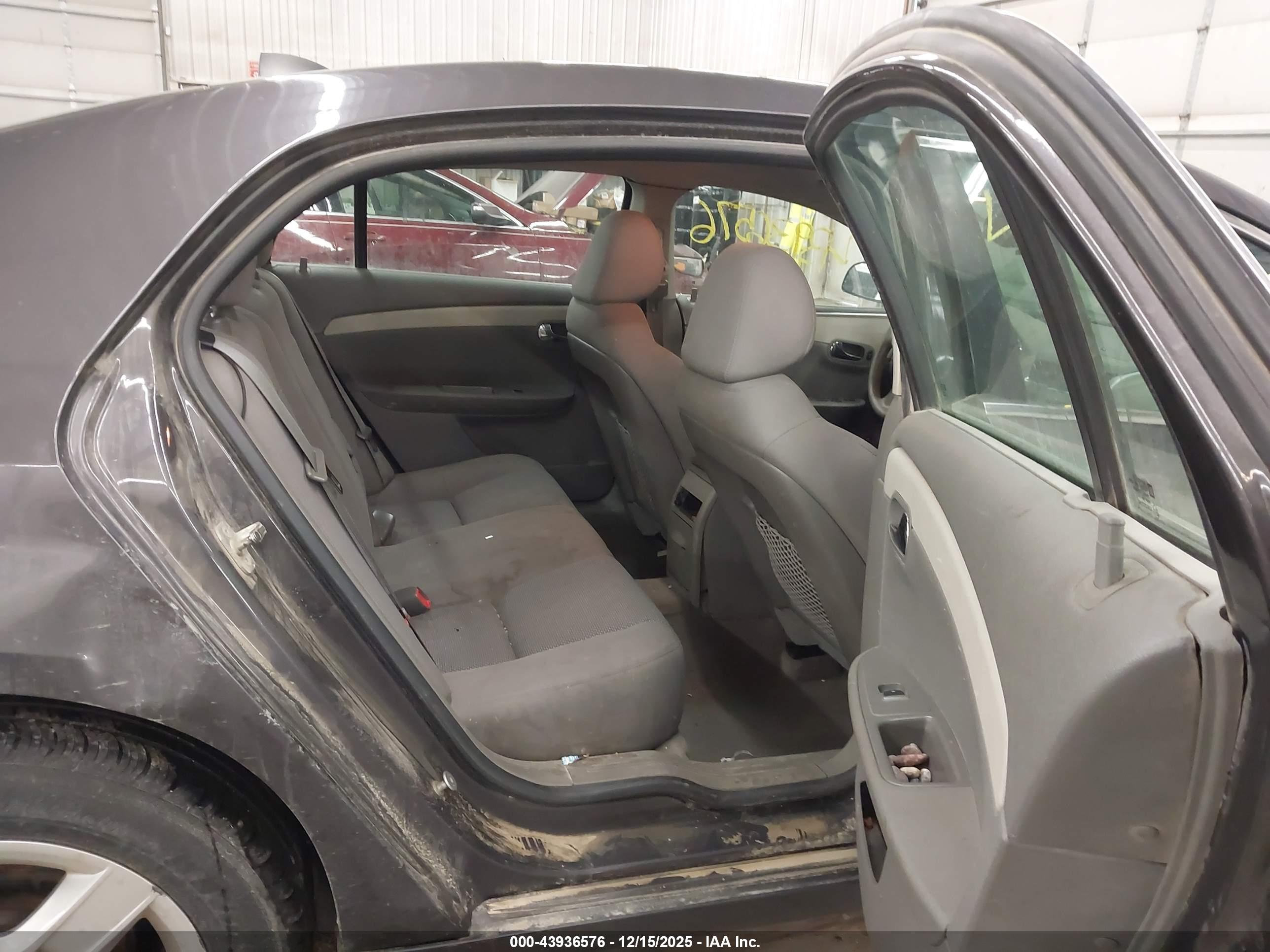 CHEVROLET MALIBU image 8