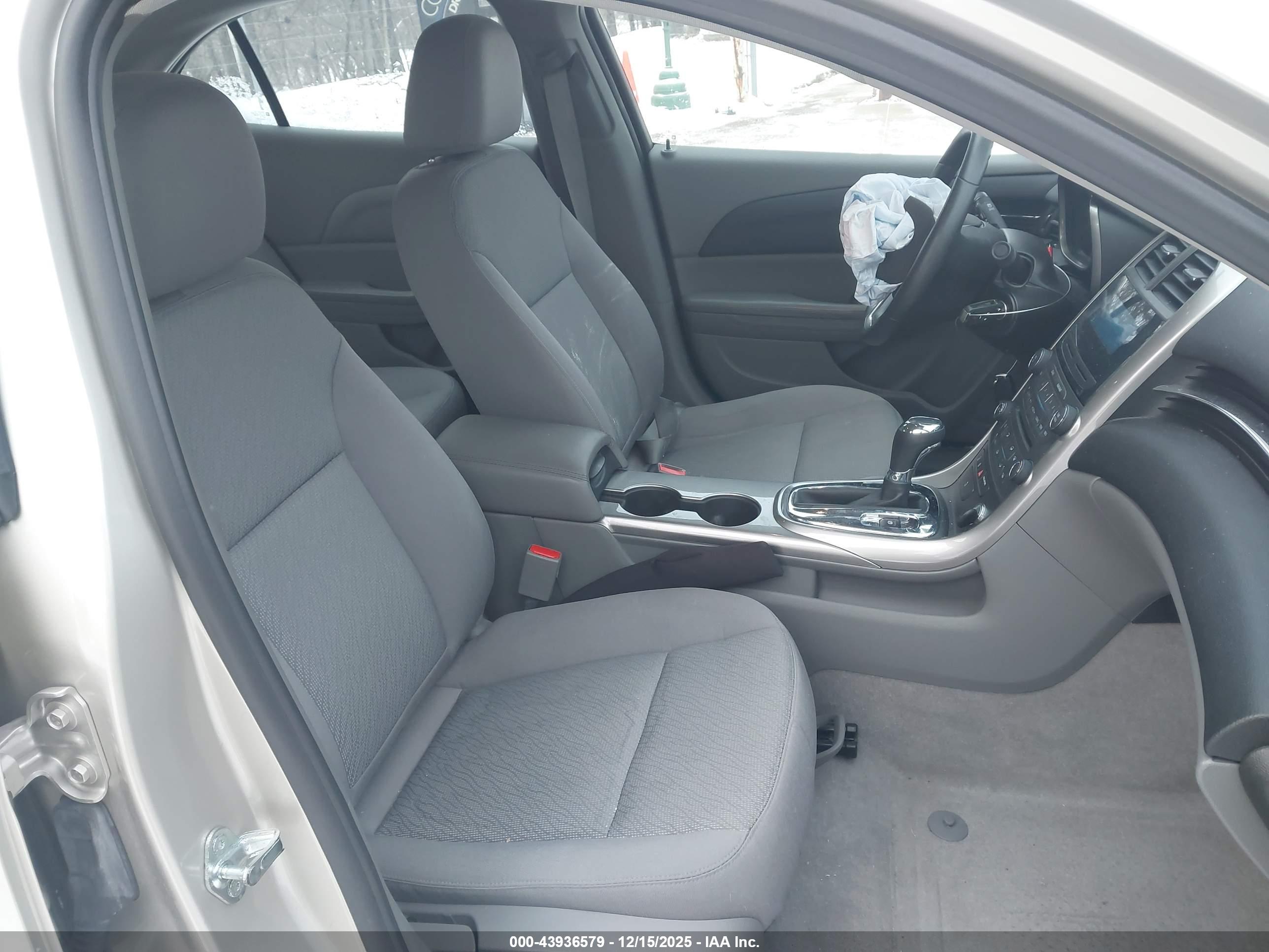 CHEVROLET MALIBU image 5