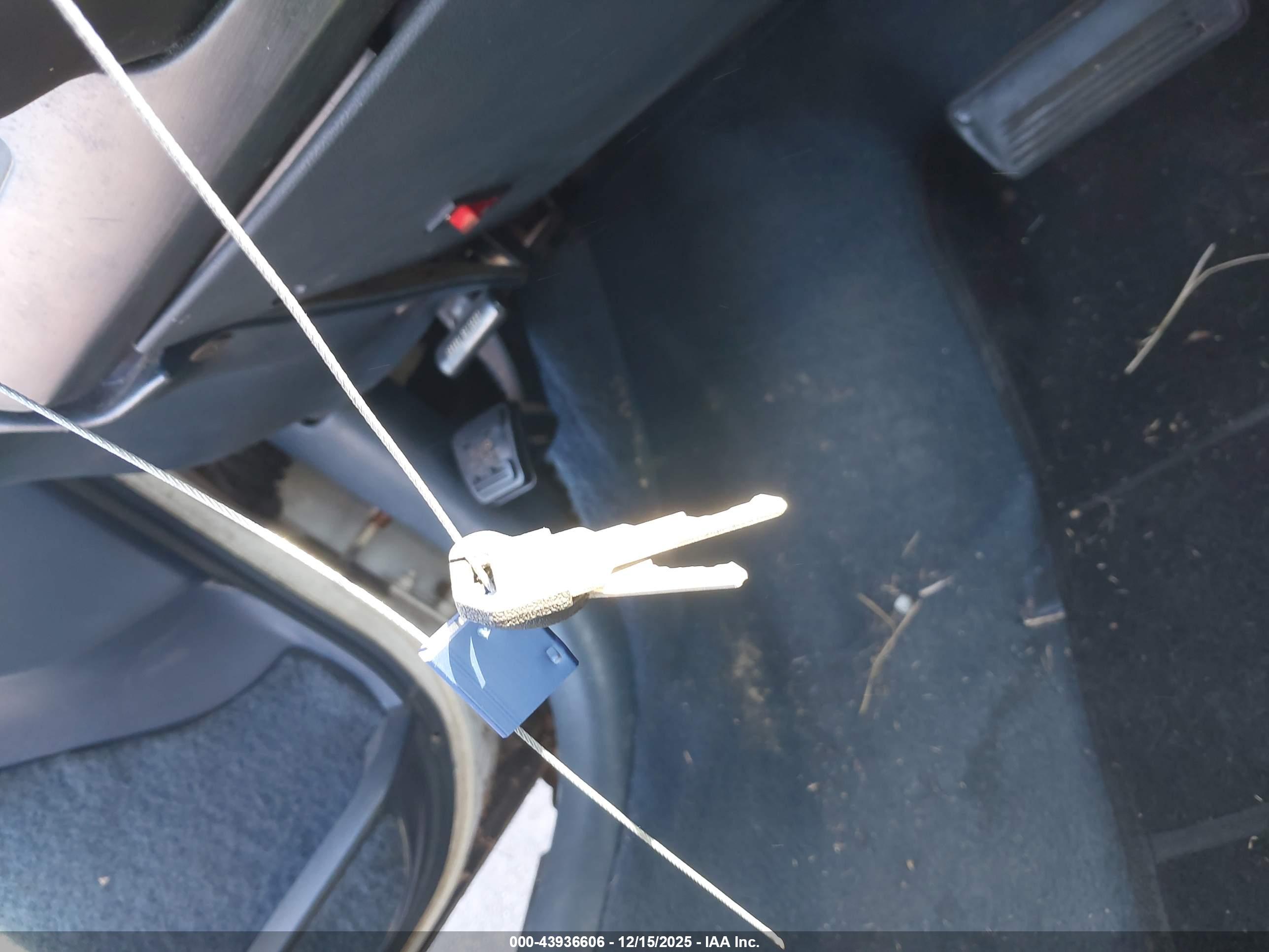 CHEVROLET LUMINA image 11