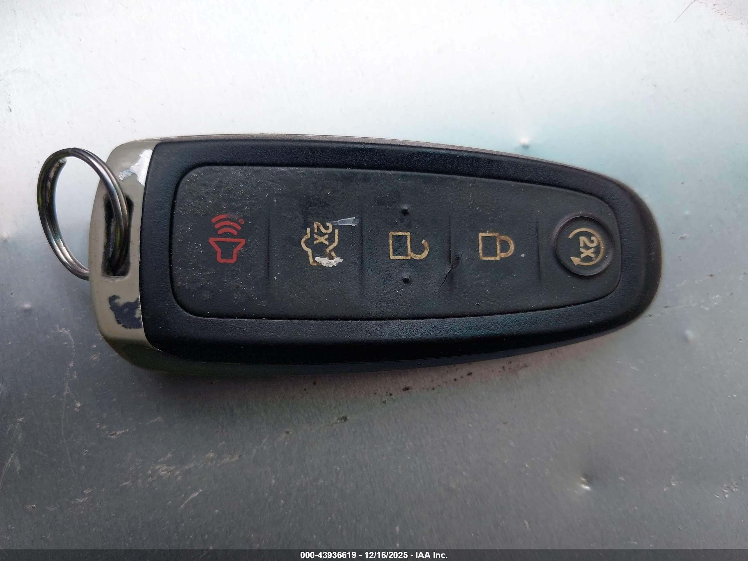 FORD EXPLORER image 11