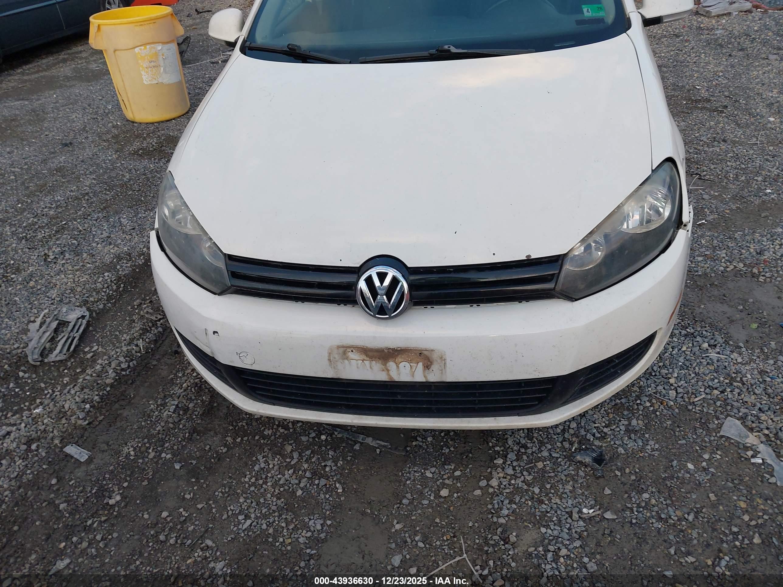 VOLKSWAGEN JETTA image 6