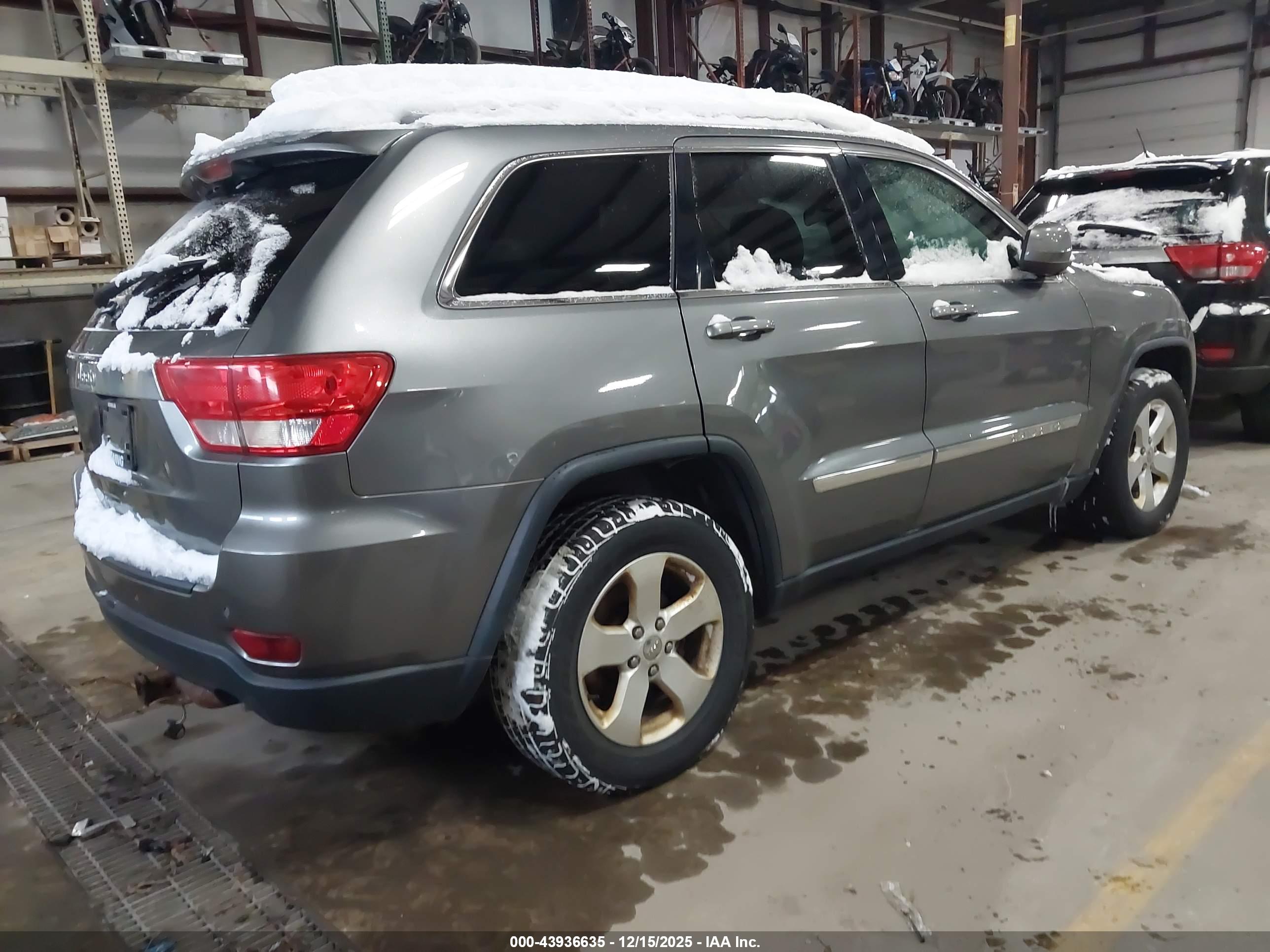 JEEP GRAND image 4