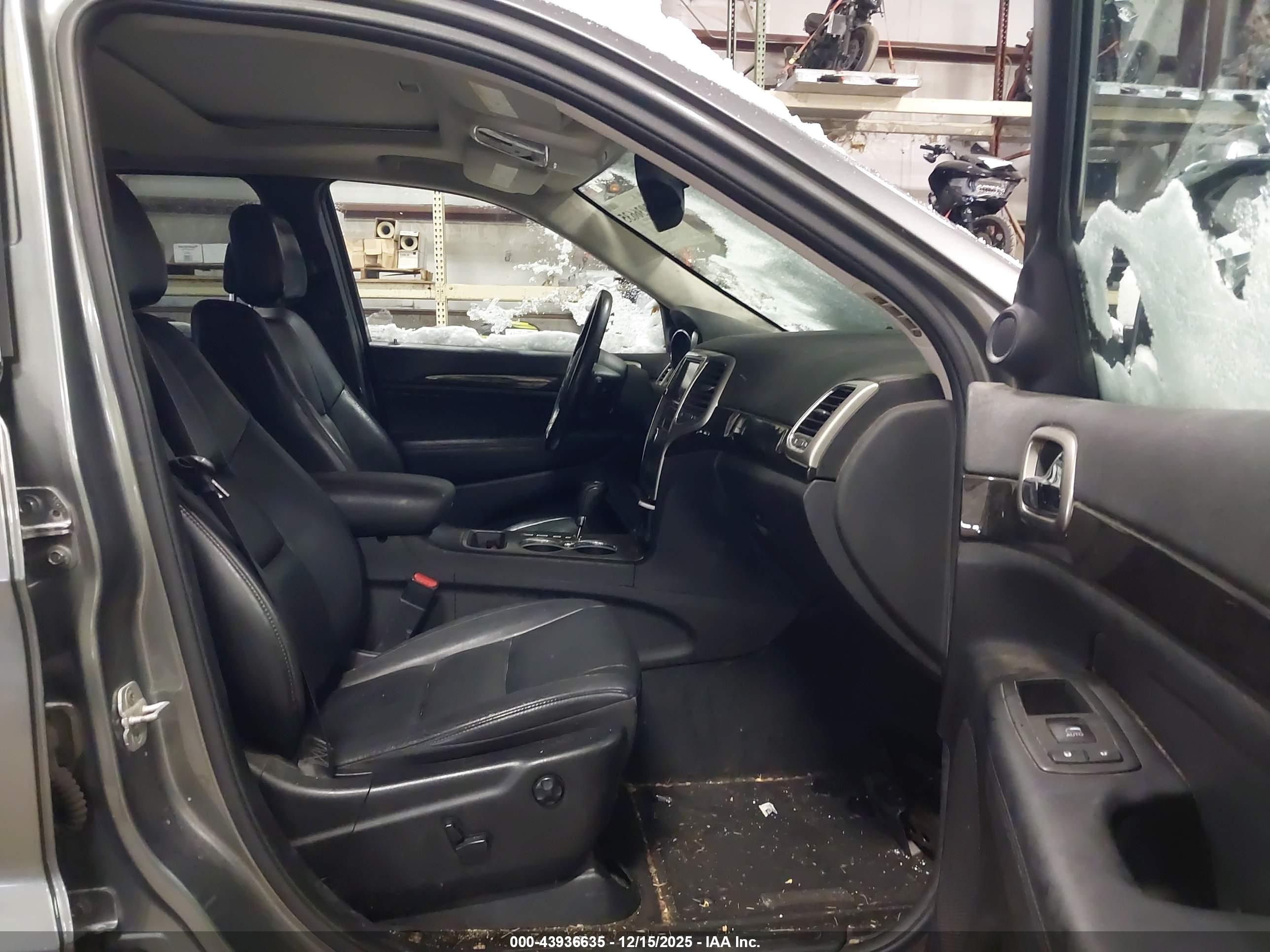 JEEP GRAND image 5