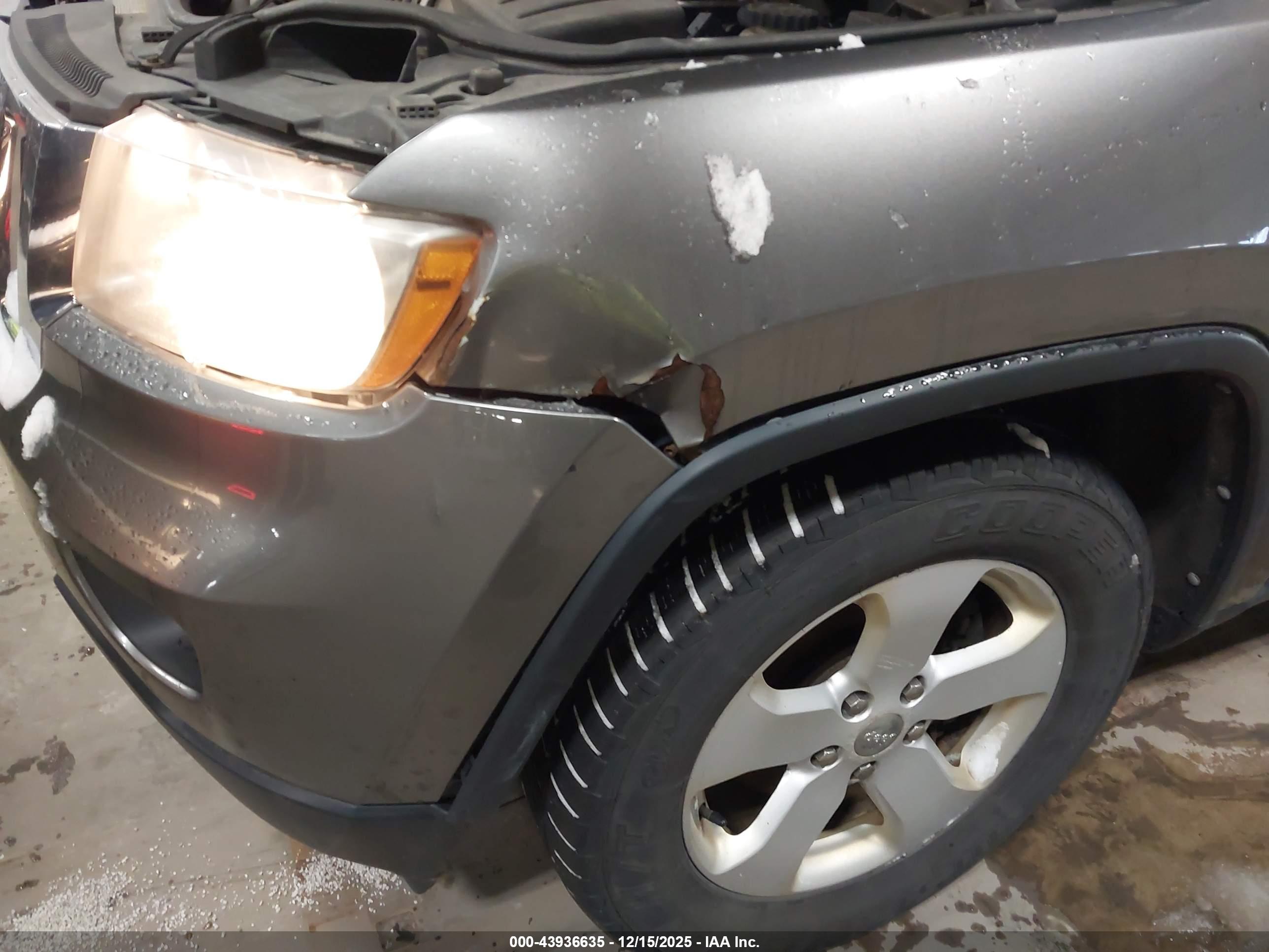 JEEP GRAND image 6