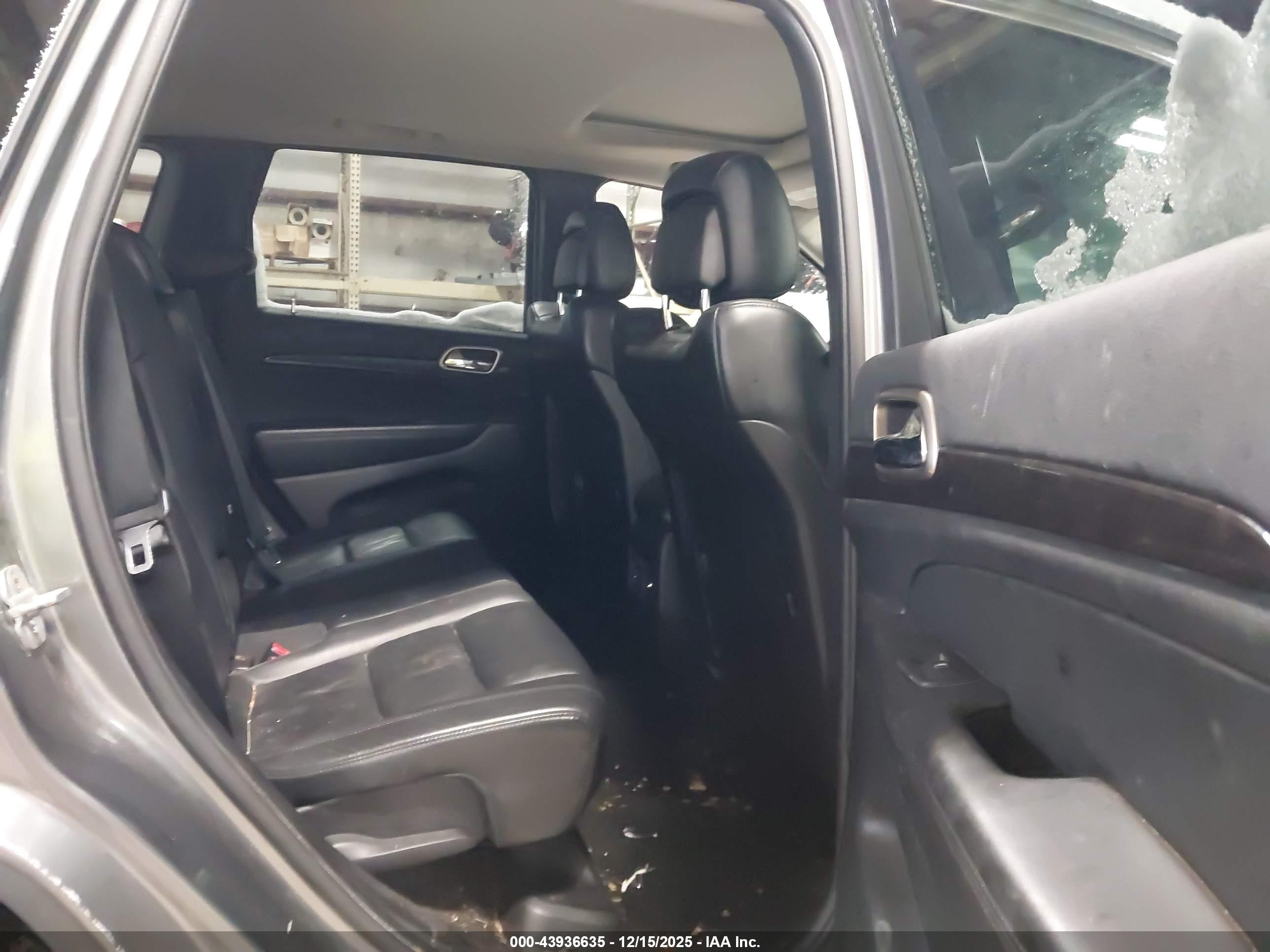 JEEP GRAND image 8