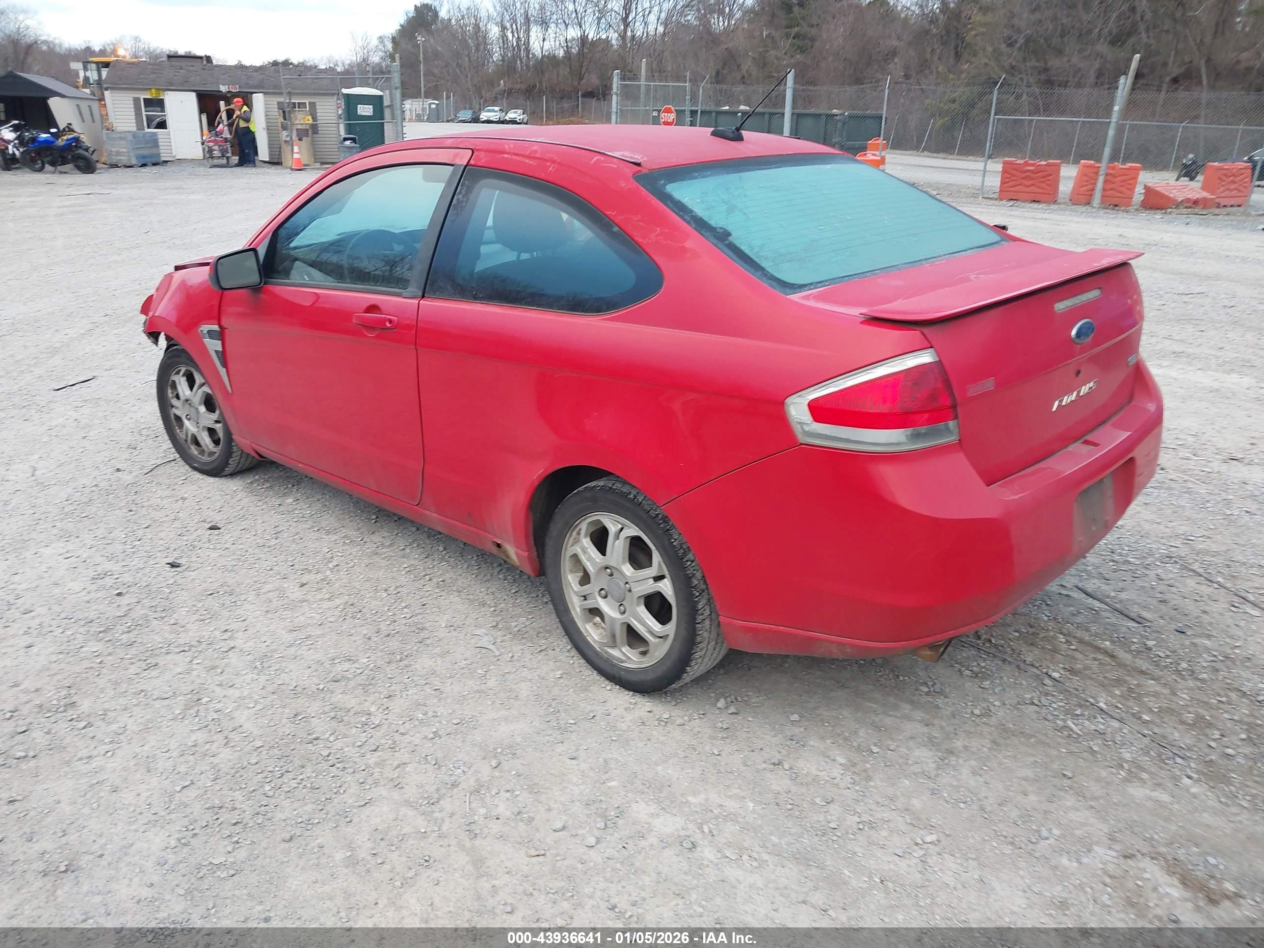 FORD FOCUS image 3