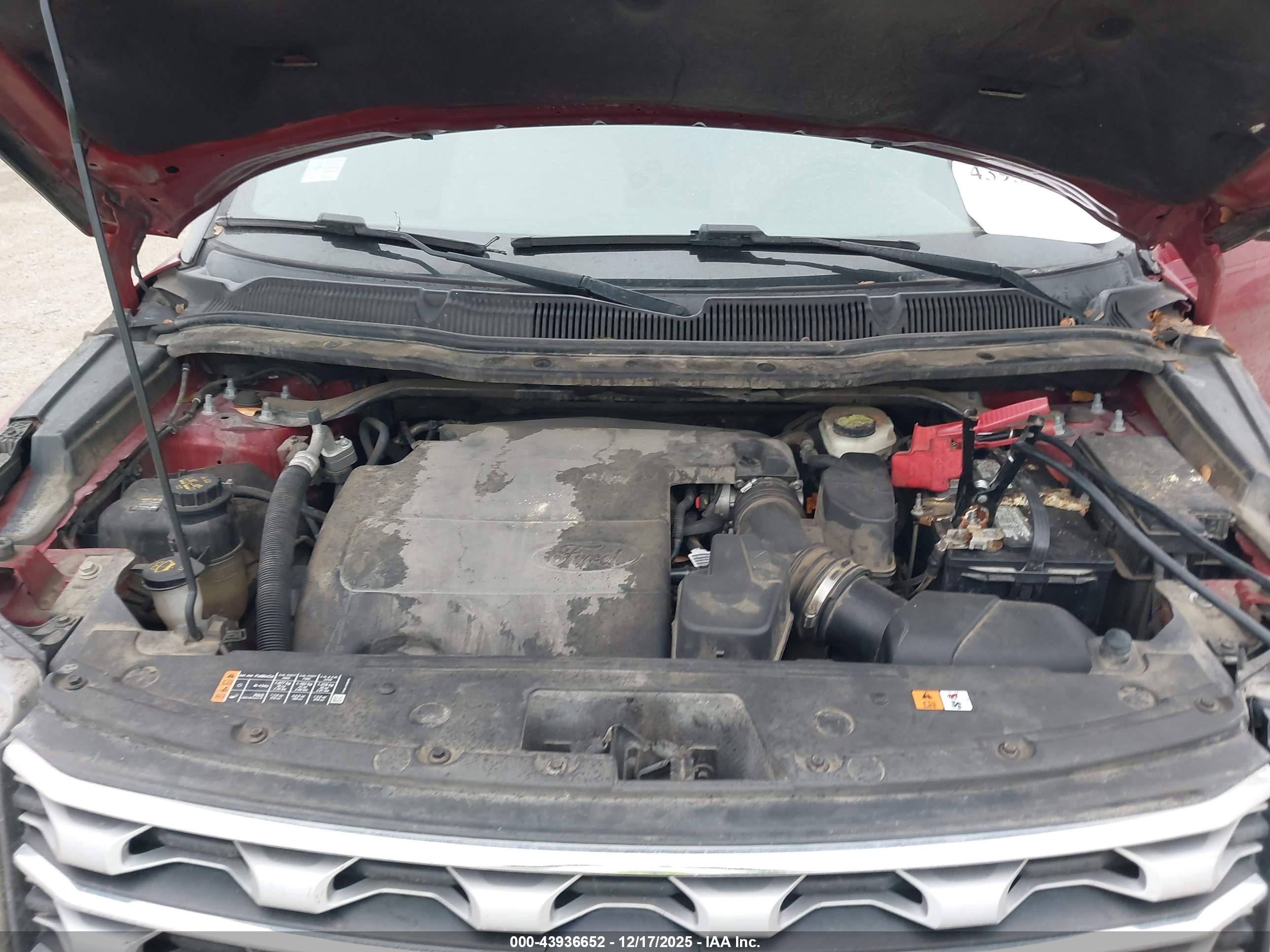 FORD EXPLORER image 10