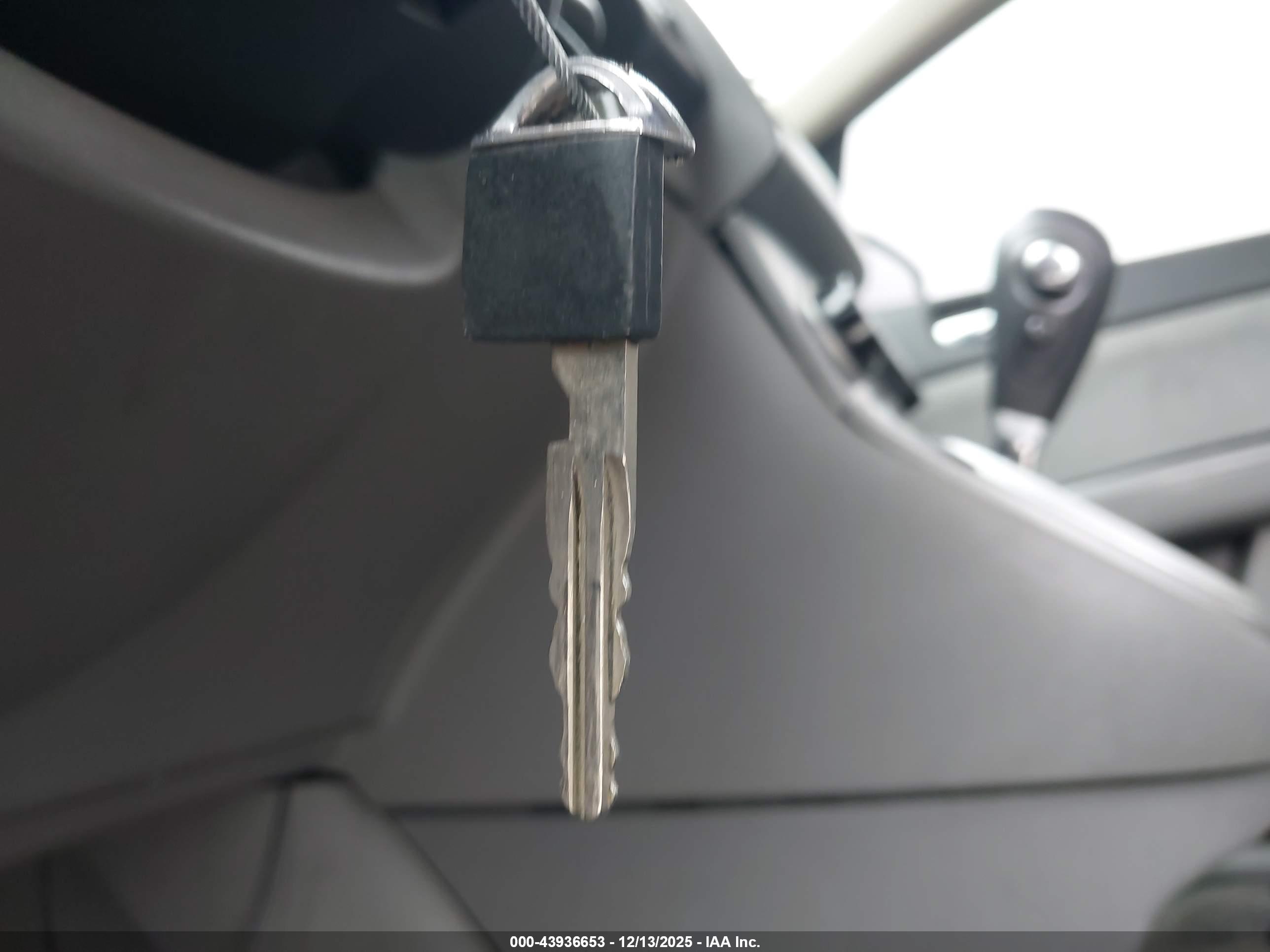 NISSAN SENTRA image 11