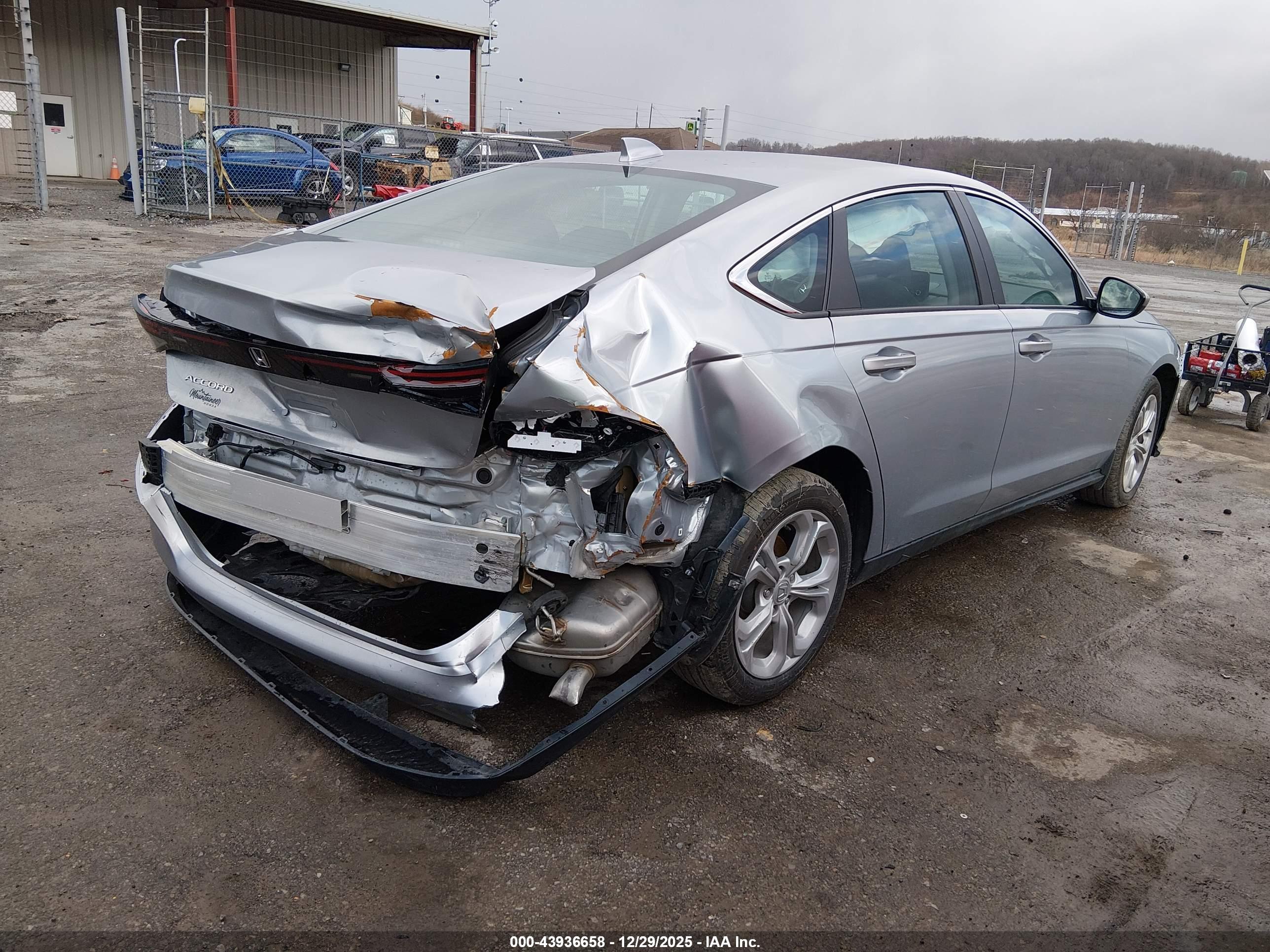 HONDA ACCORD image 4