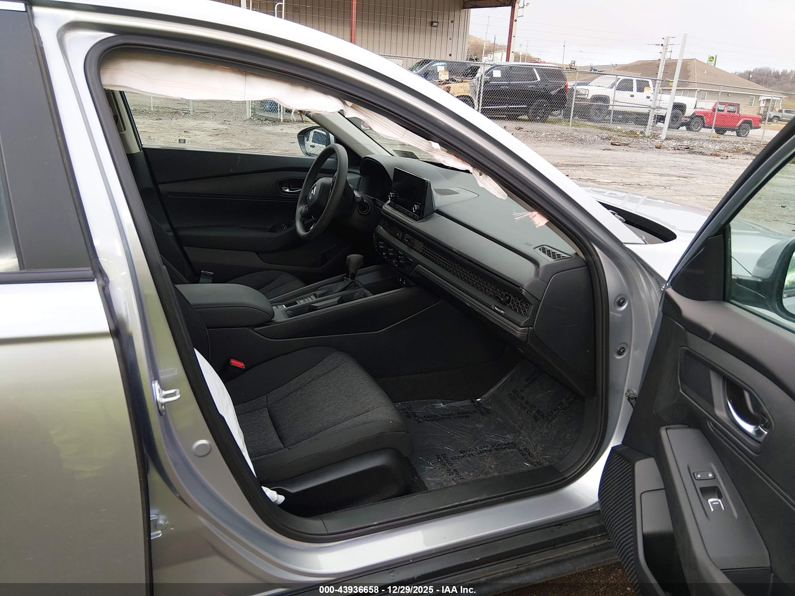 HONDA ACCORD image 5