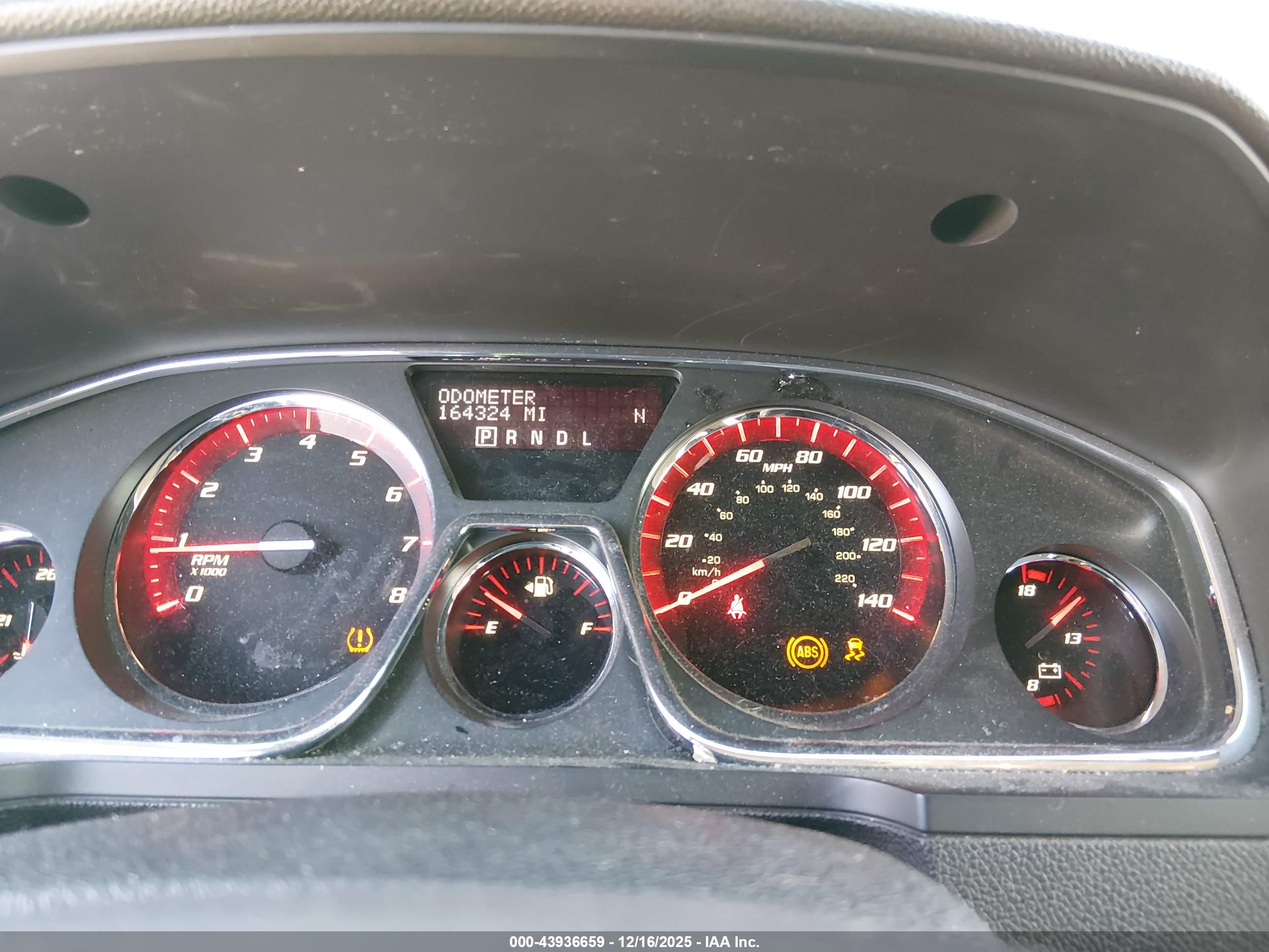 GMC ACADIA image 7