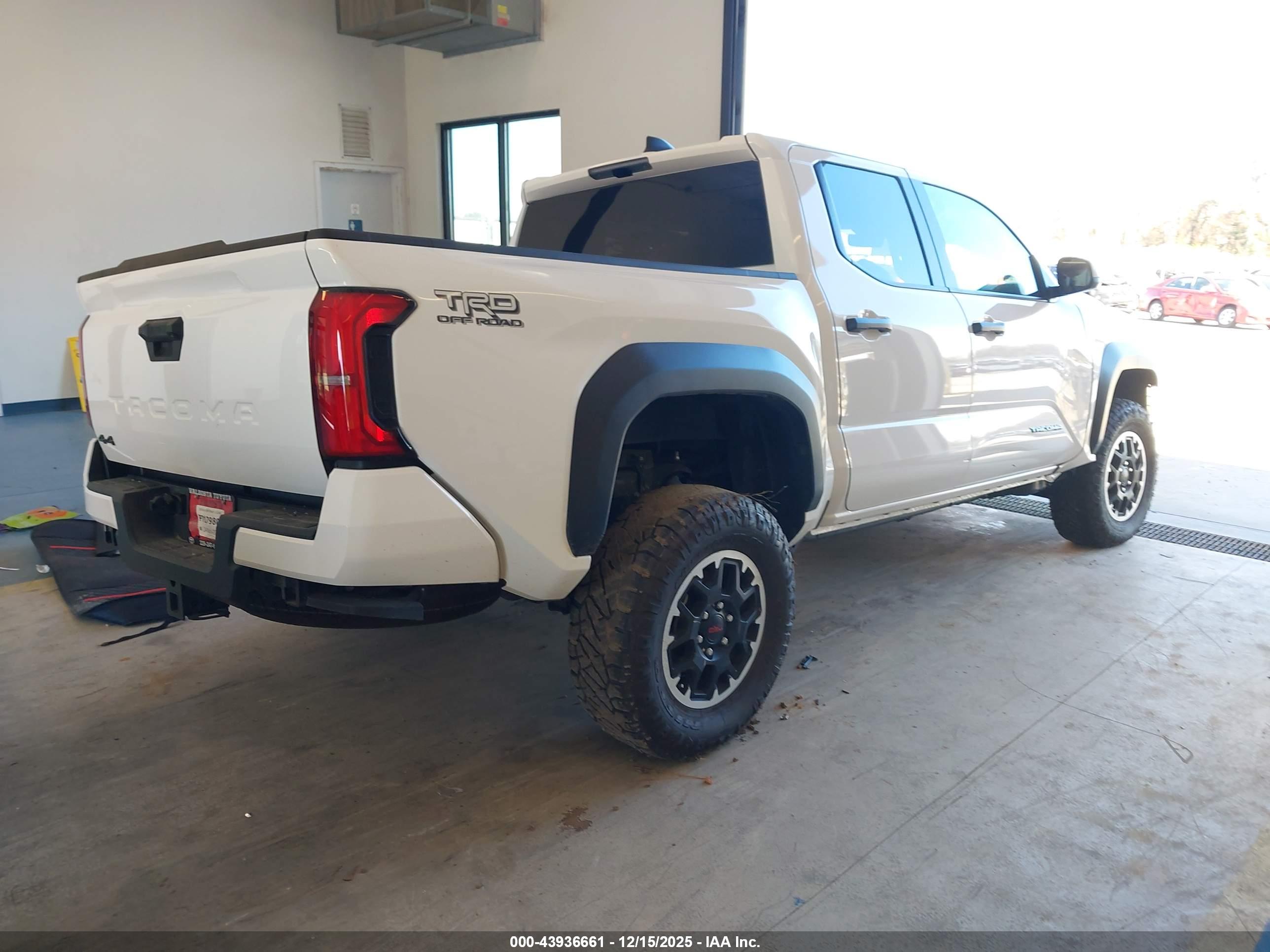 TOYOTA TACOMA image 4