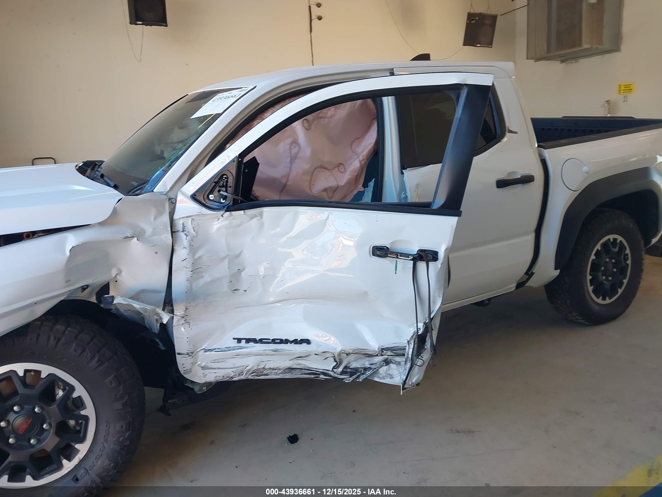 TOYOTA TACOMA image 6