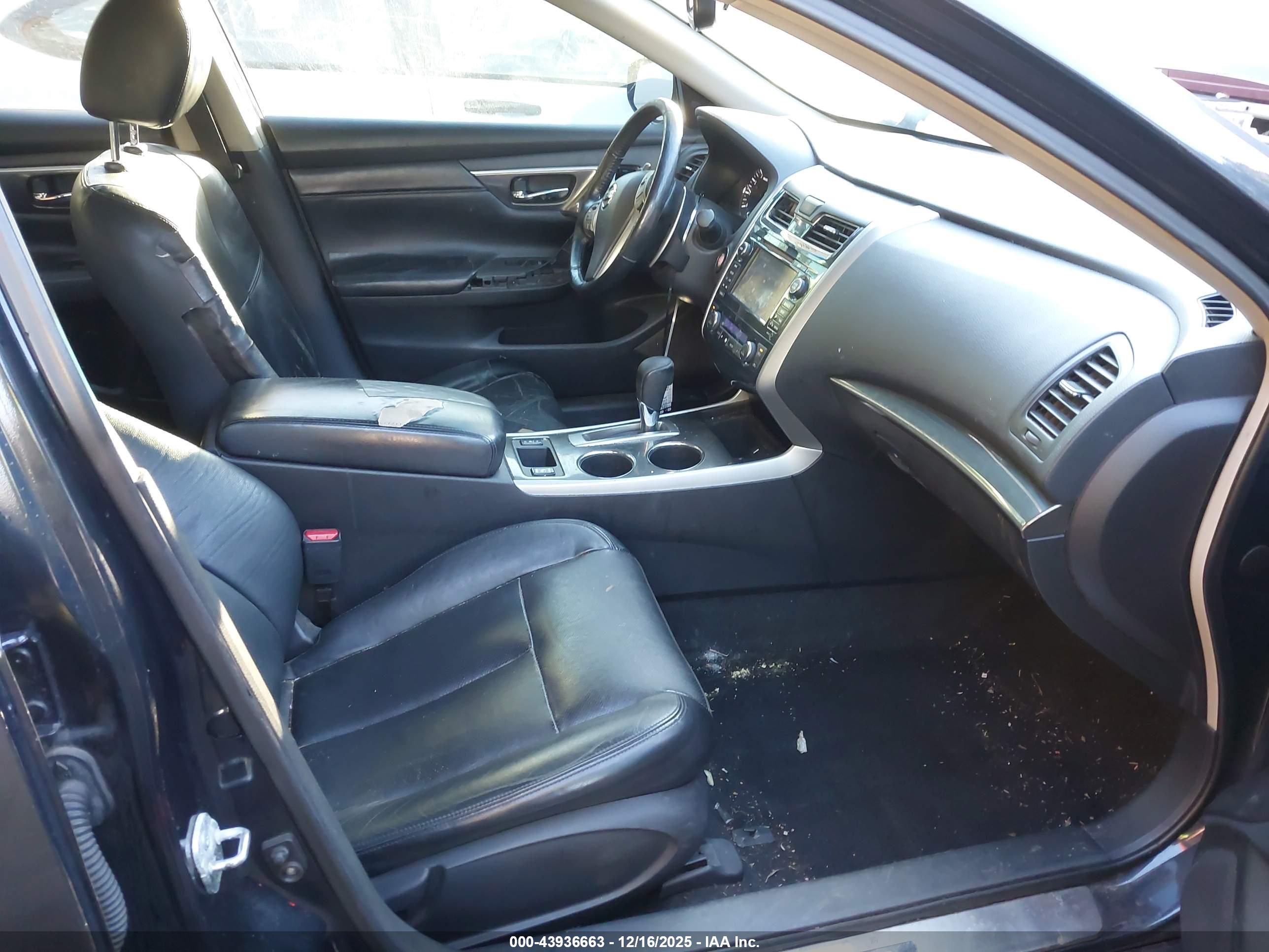 NISSAN ALTIMA image 5