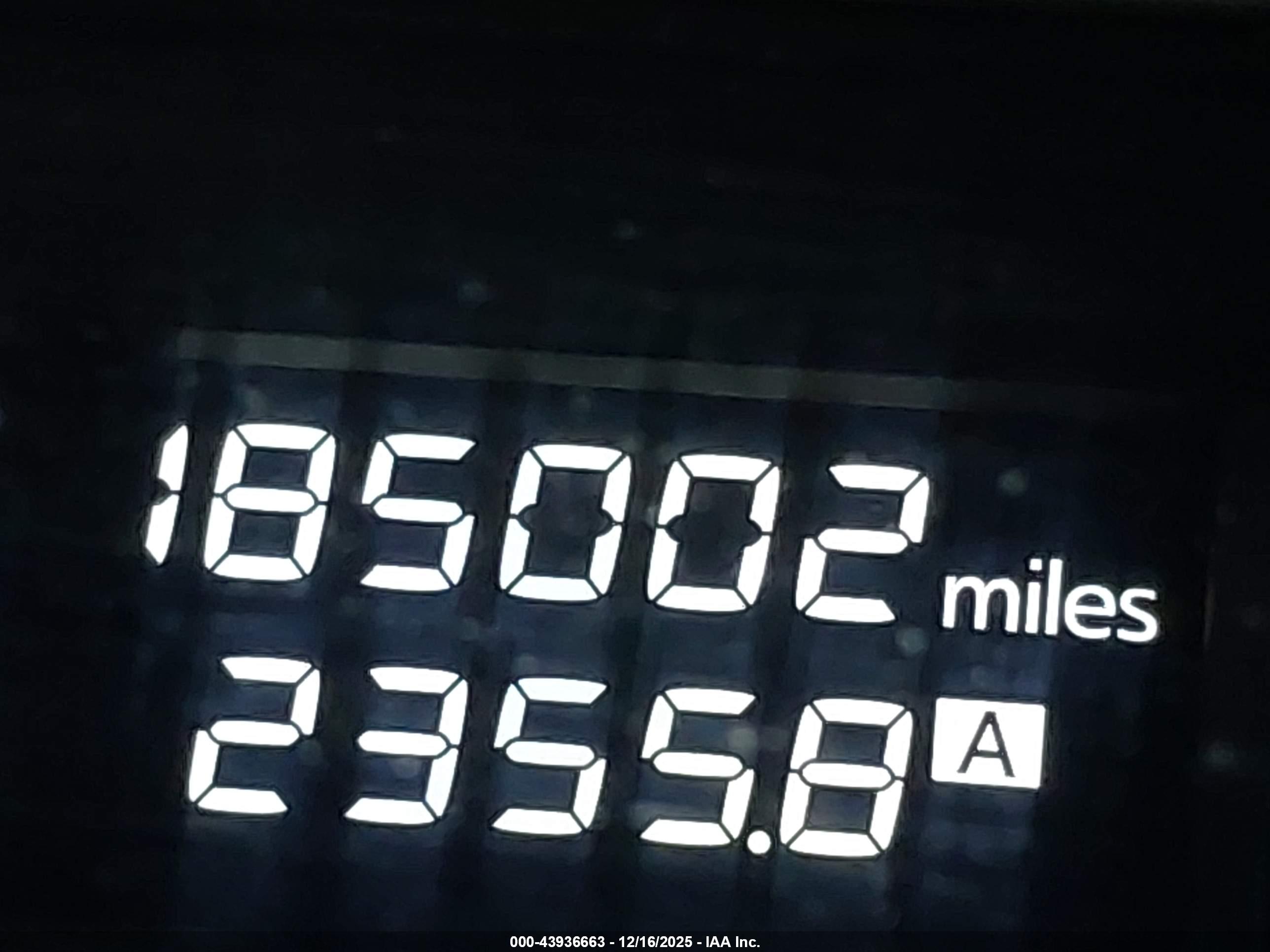 NISSAN ALTIMA image 7
