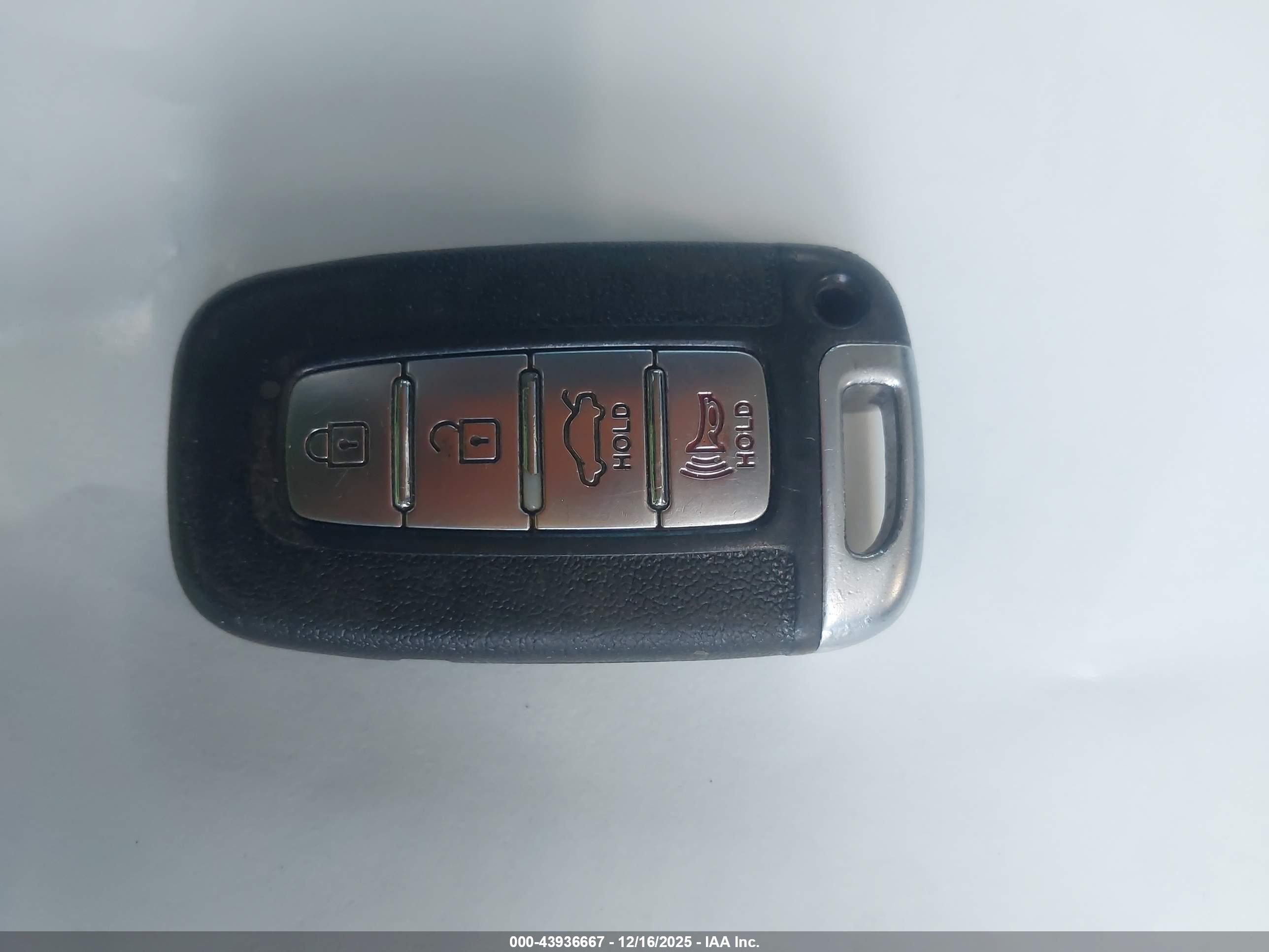 HYUNDAI EQUUS image 11
