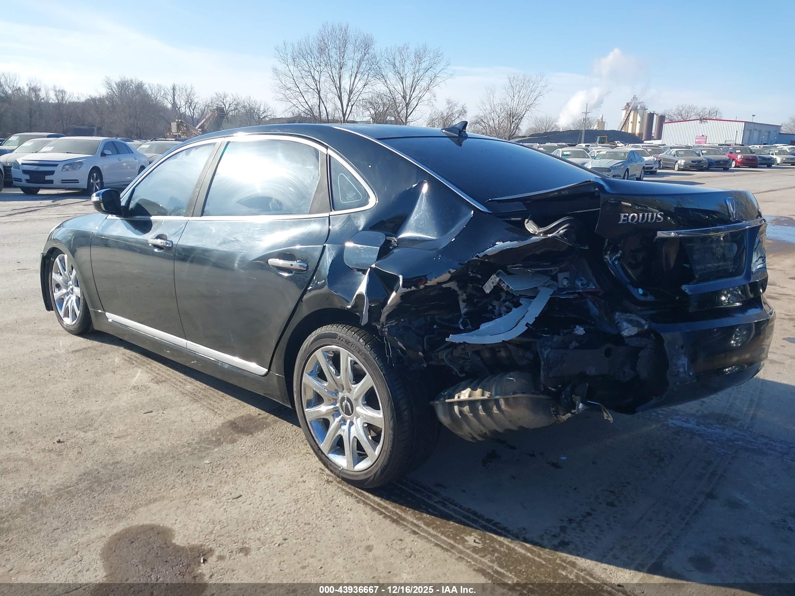 HYUNDAI EQUUS image 3