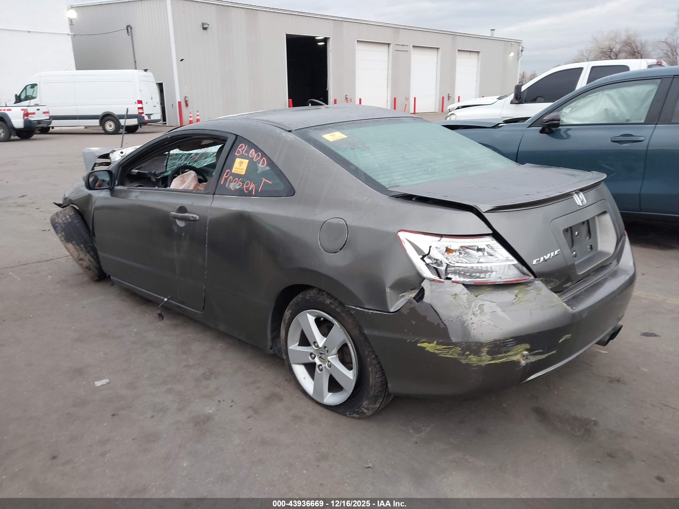 HONDA CIVIC image 3