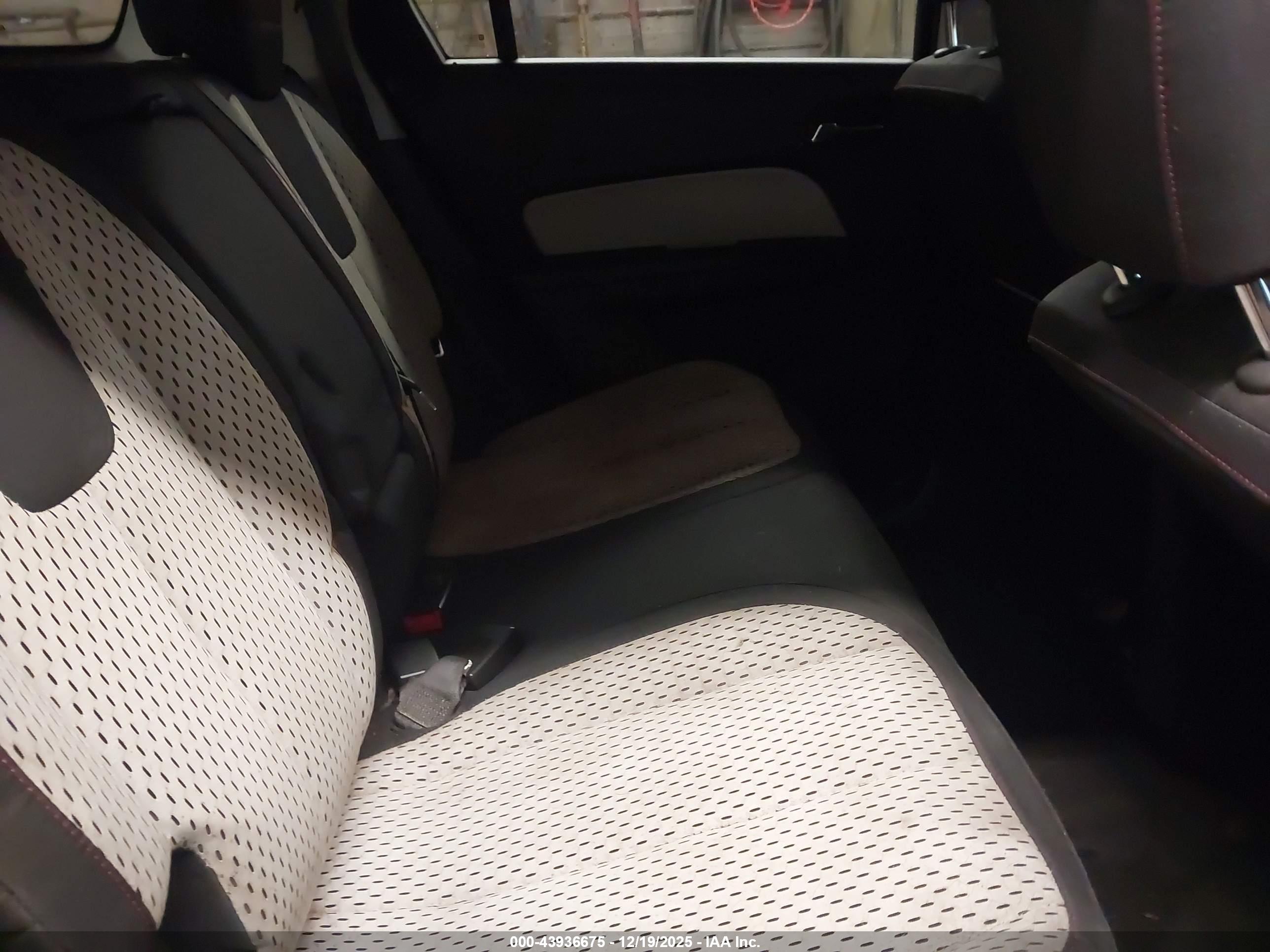 GMC TERRAIN image 8