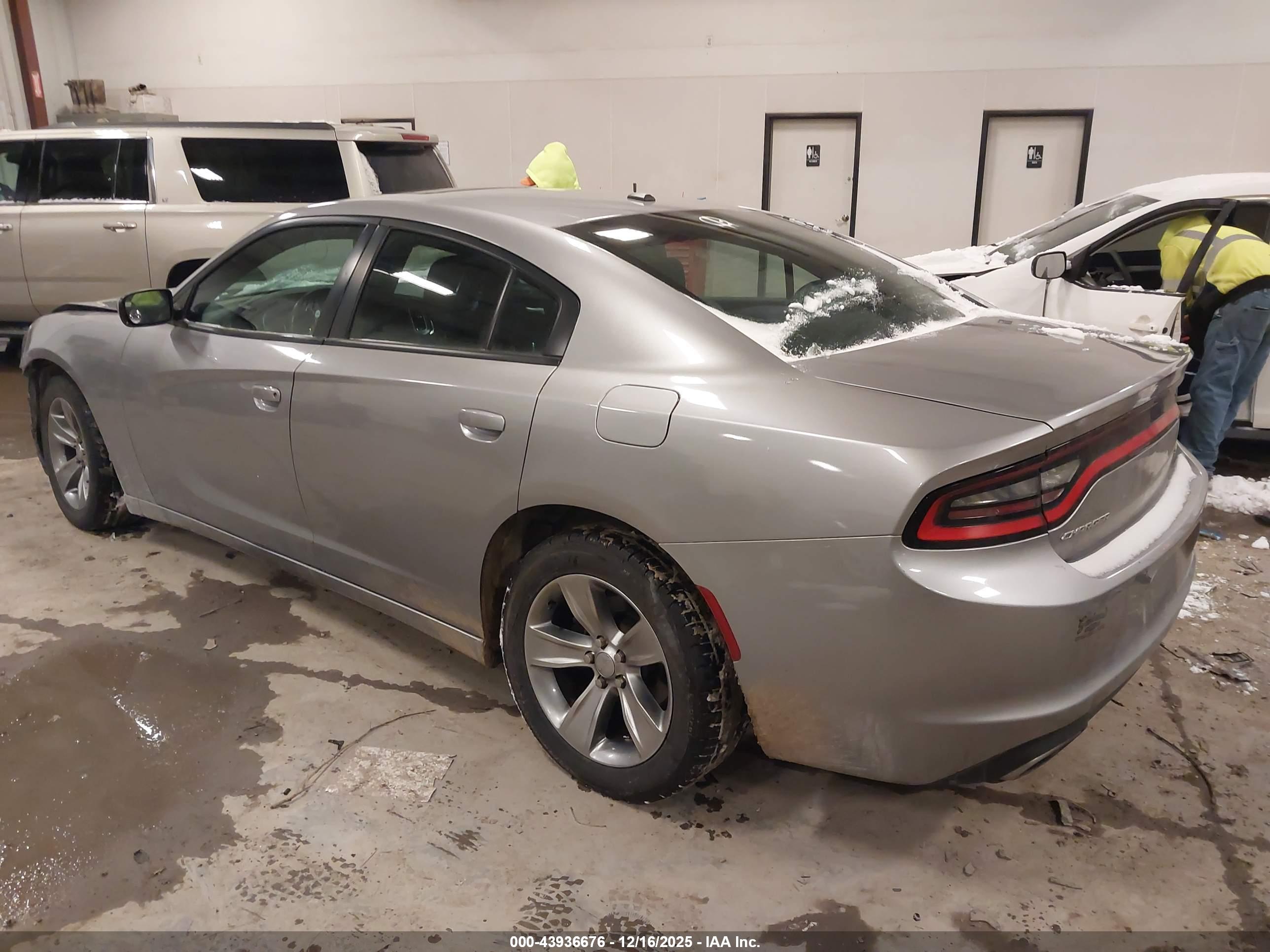 DODGE CHARGER image 3