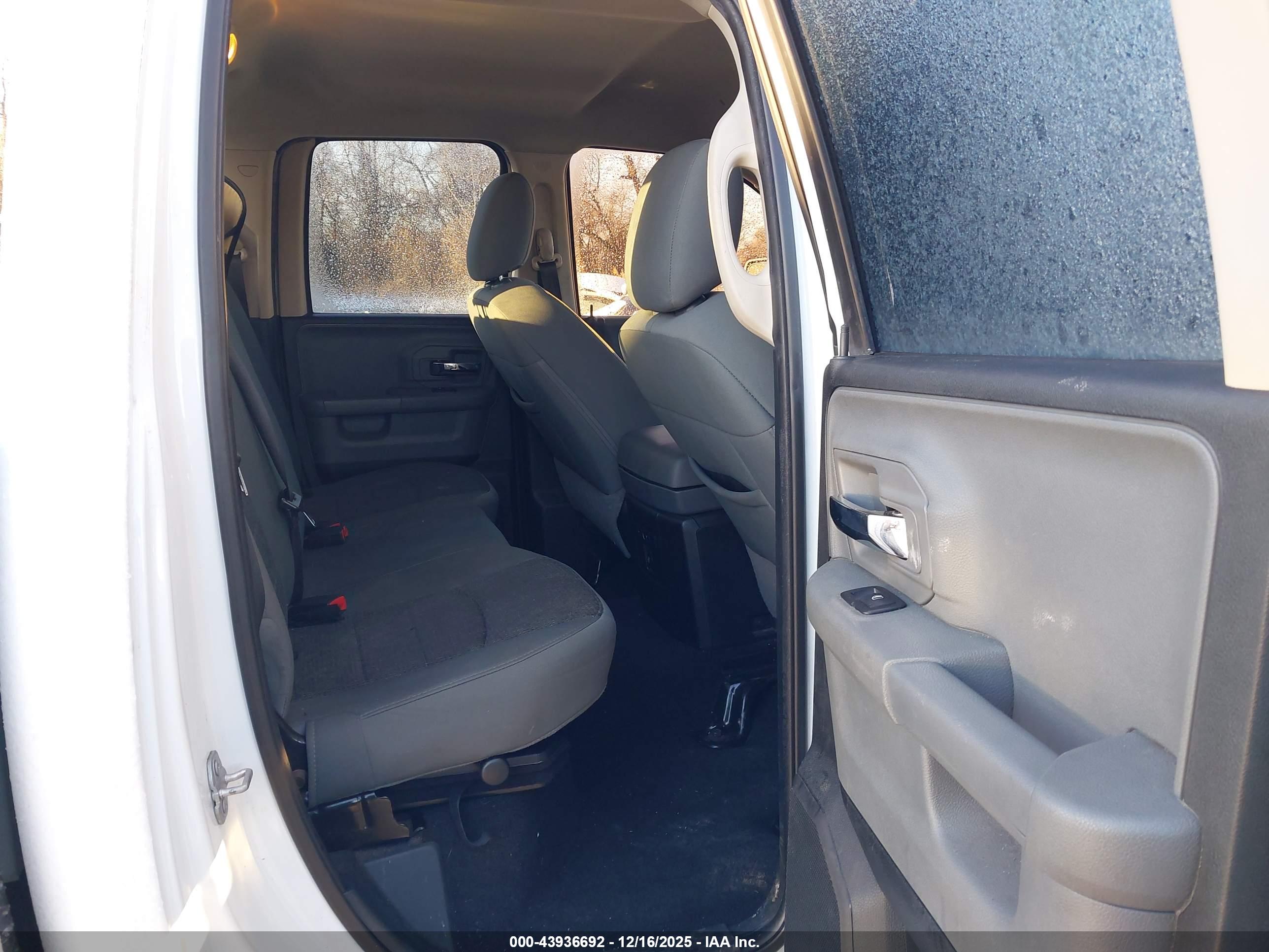 RAM 1500 image 8