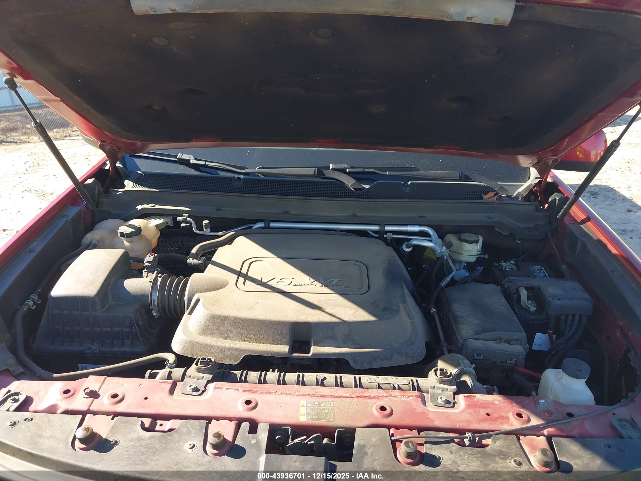 CHEVROLET COLORADO image 10